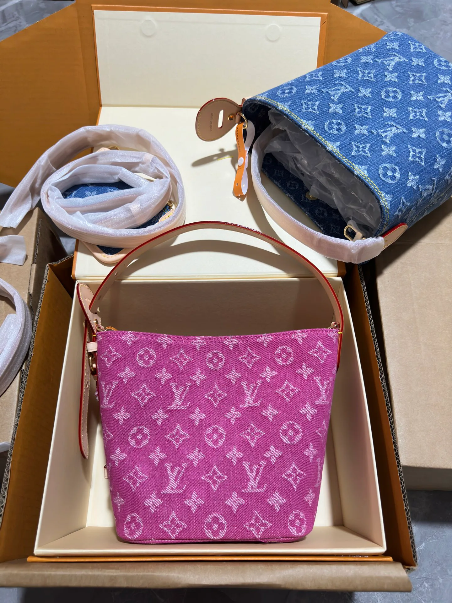 Классические Сумки Женские Louis Vuitton 12116453