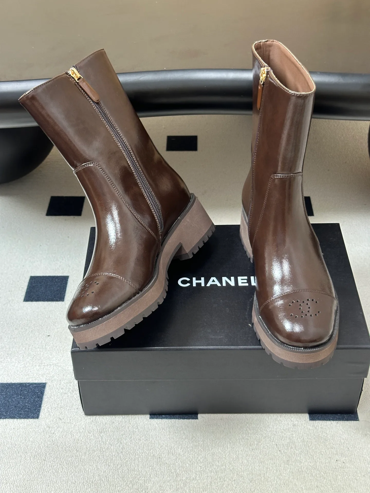 Ботинки Женские Chanel 18048842