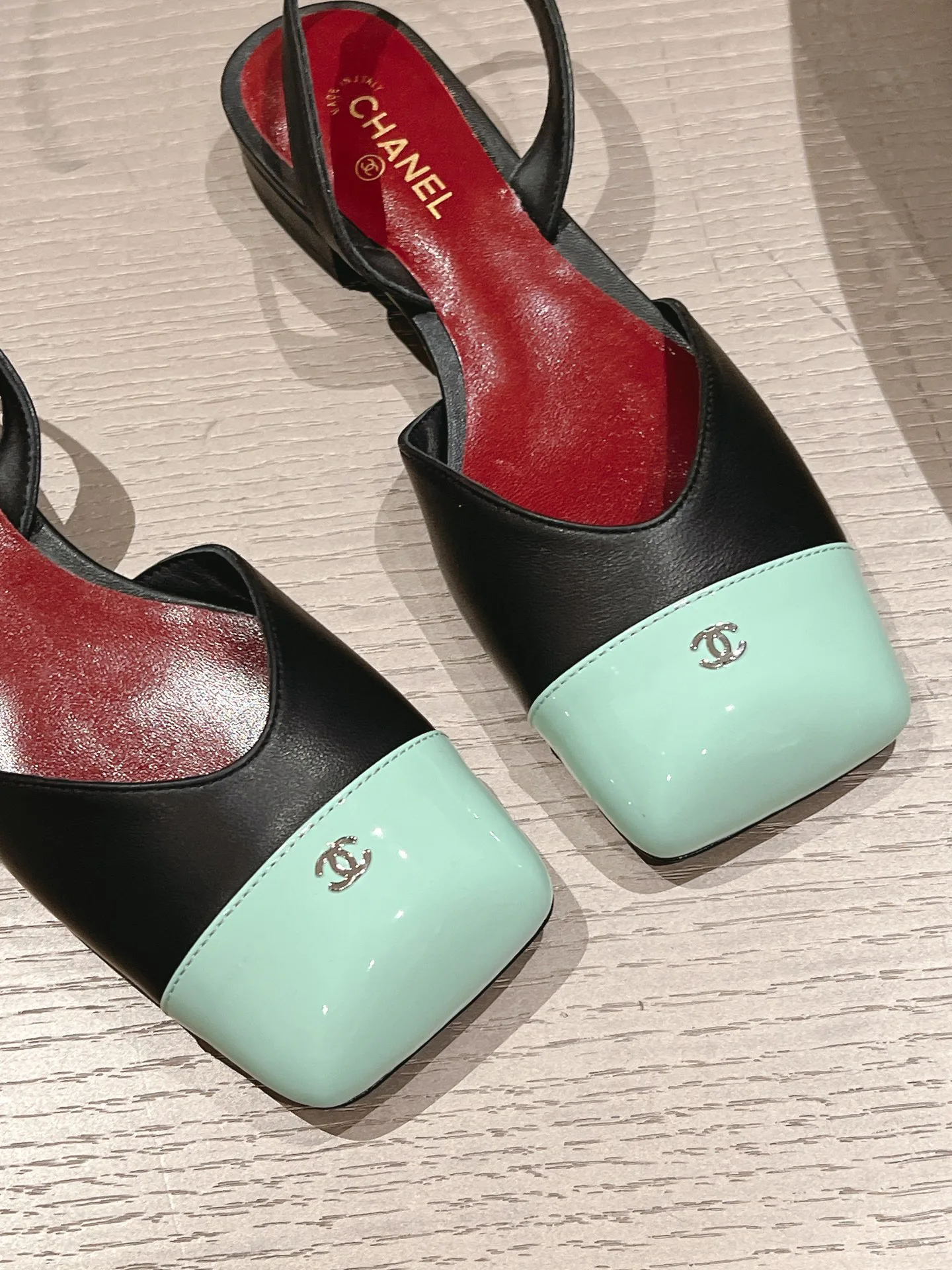 Босоножки Женские Chanel 18508962