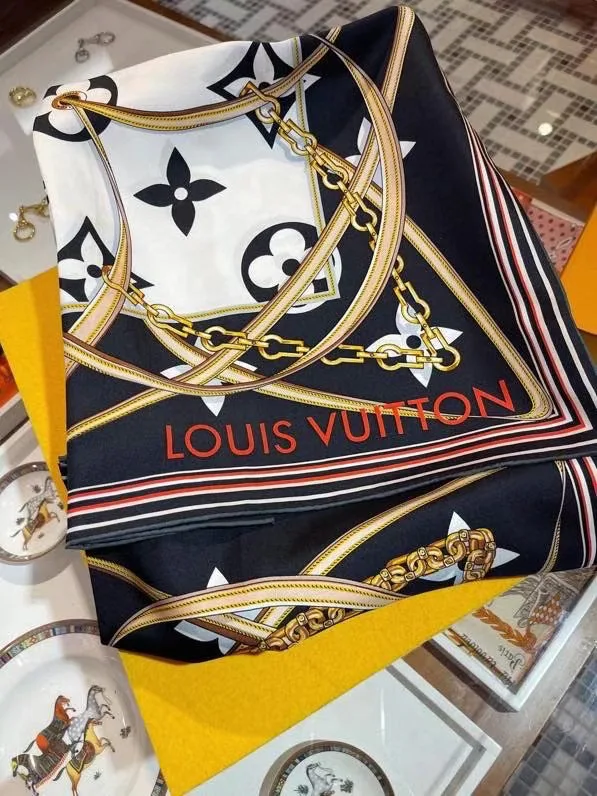 Шарфы Louis Vuitton 30565