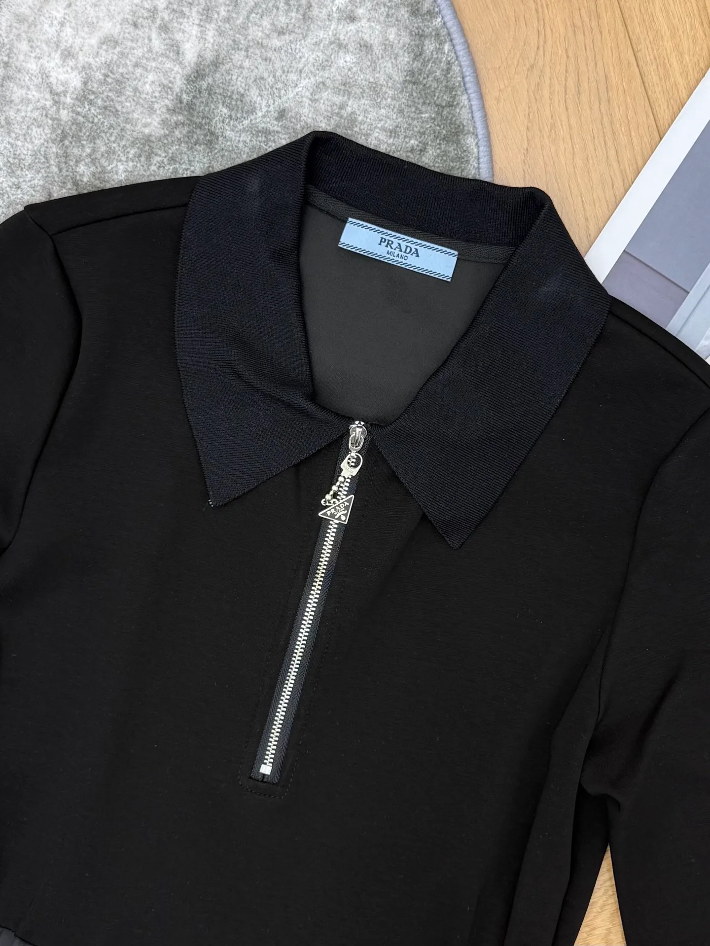 Платья Женские Prada 11363427