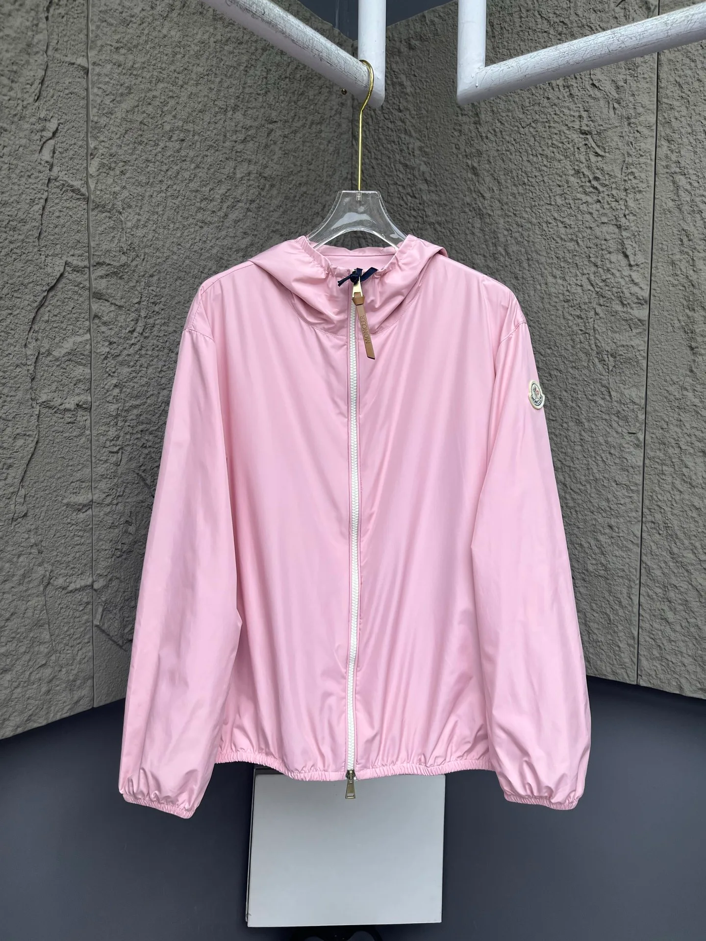 Куртки И Пуховики Женские Moncler 14179718