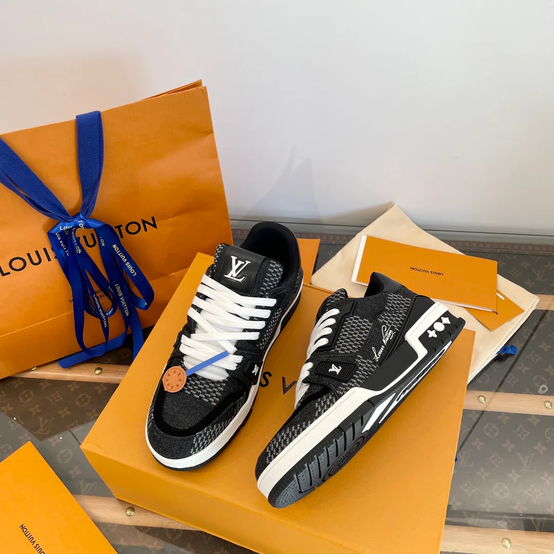 Кроссовки Женские Louis Vuitton 3483470