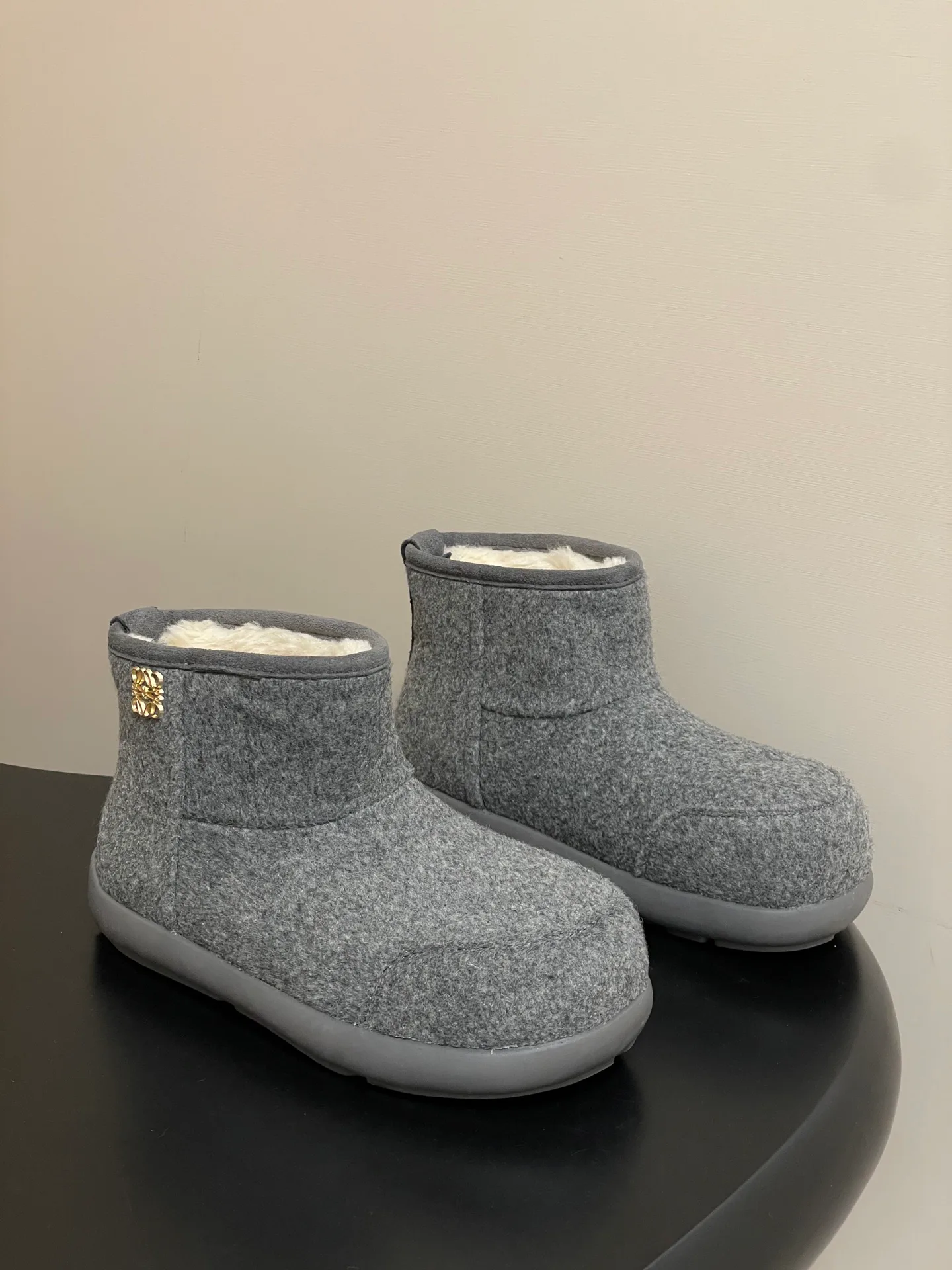 Угги Женские Loewe 388334