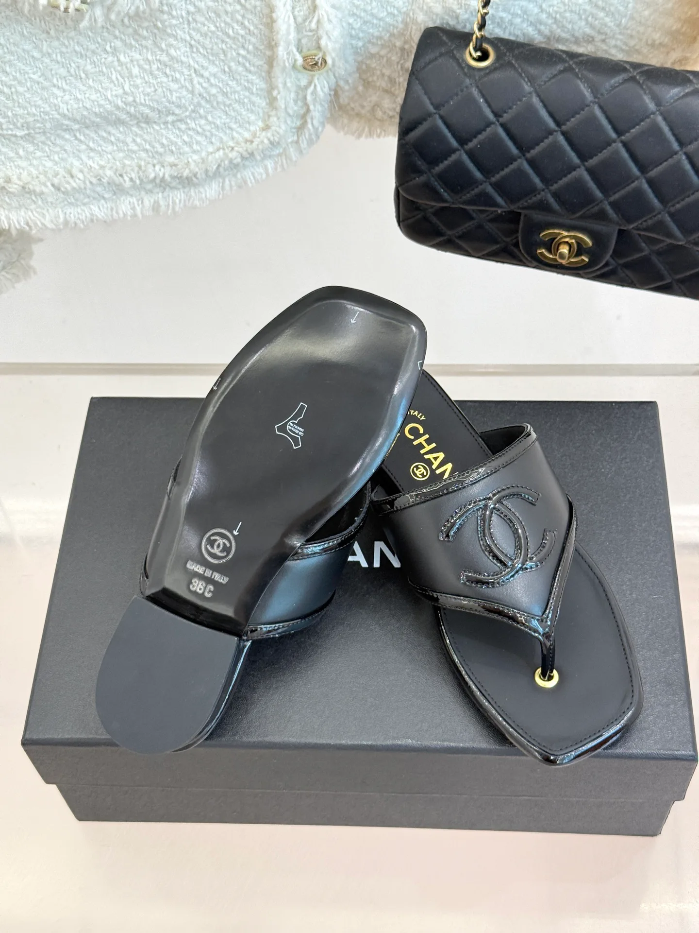 Шлепанцы Женские Chanel 17425289