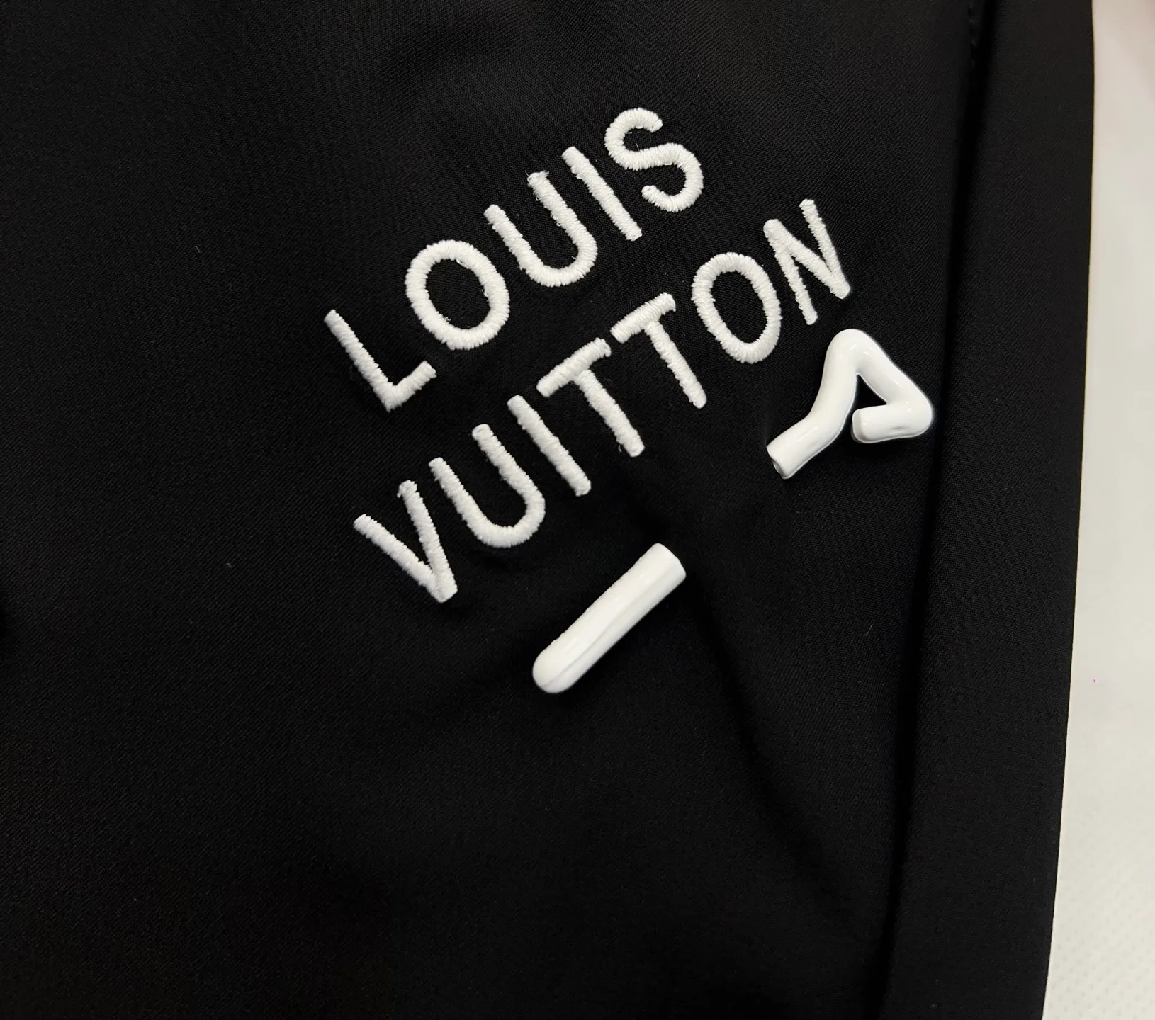 Брюки Мужские Louis Vuitton 12729699