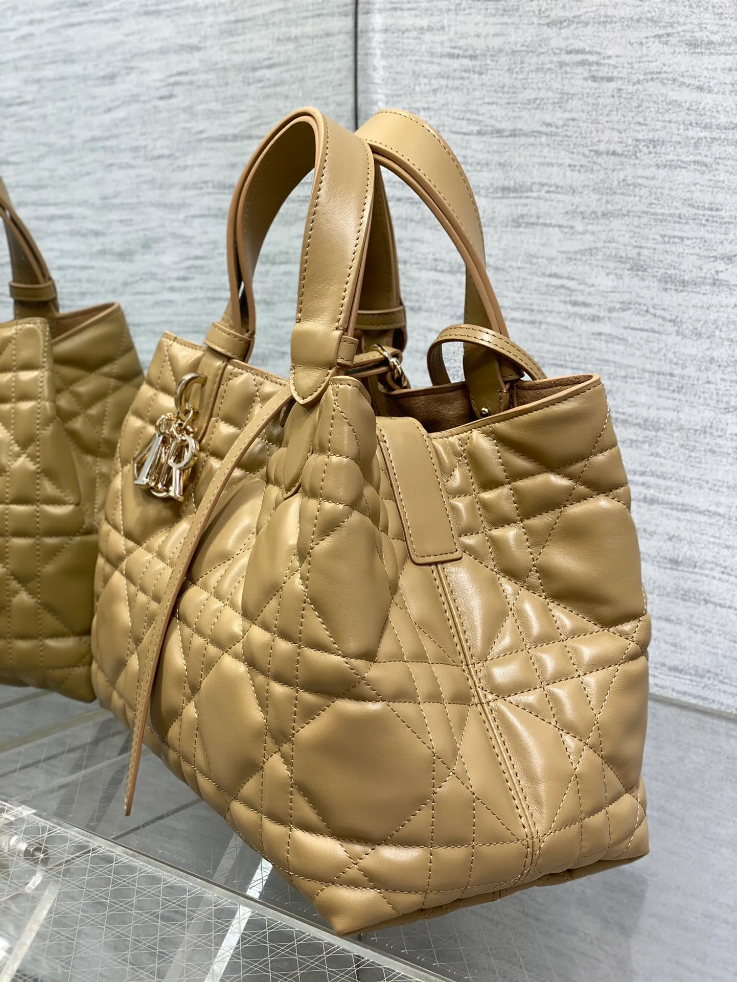 Классические Сумки Женские Christian Dior 11562708