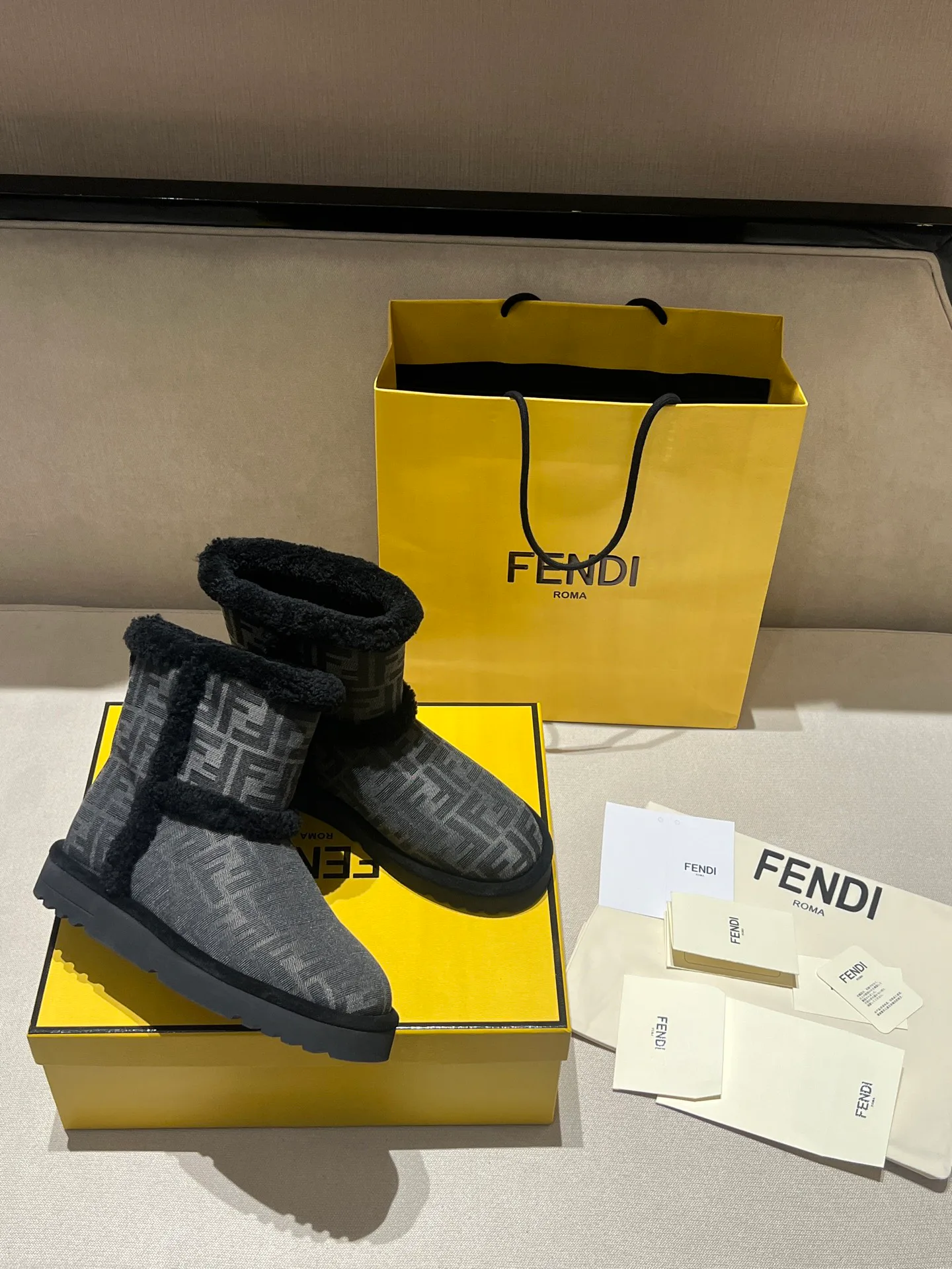Угги Женские Fendi 1469098