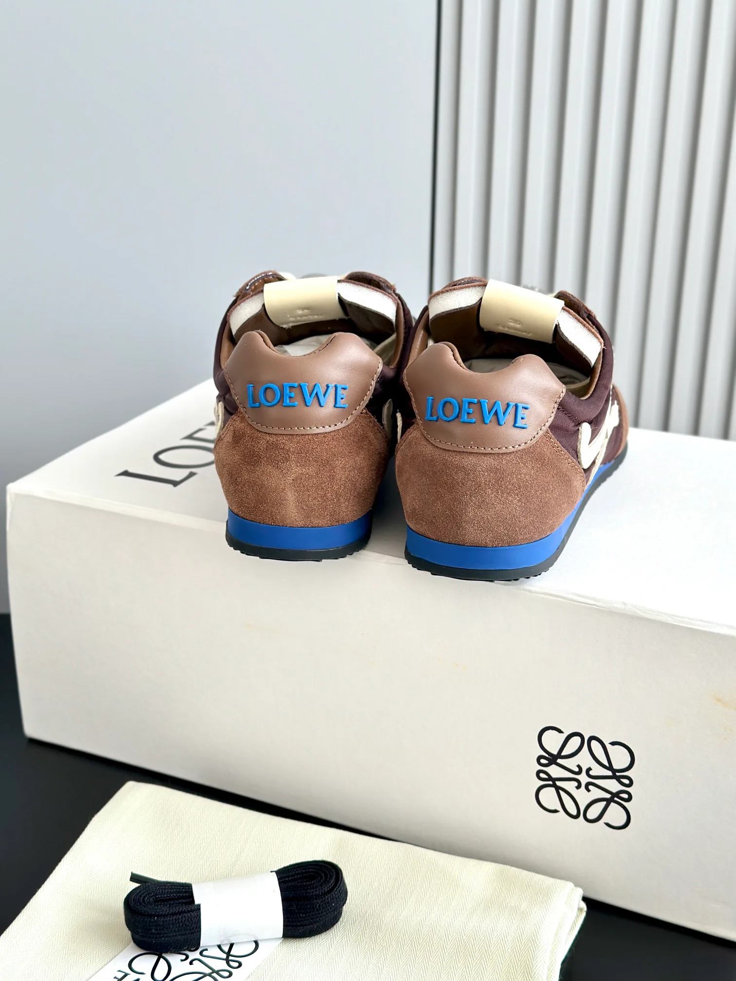 Кроссовки Женские Loewe 403610