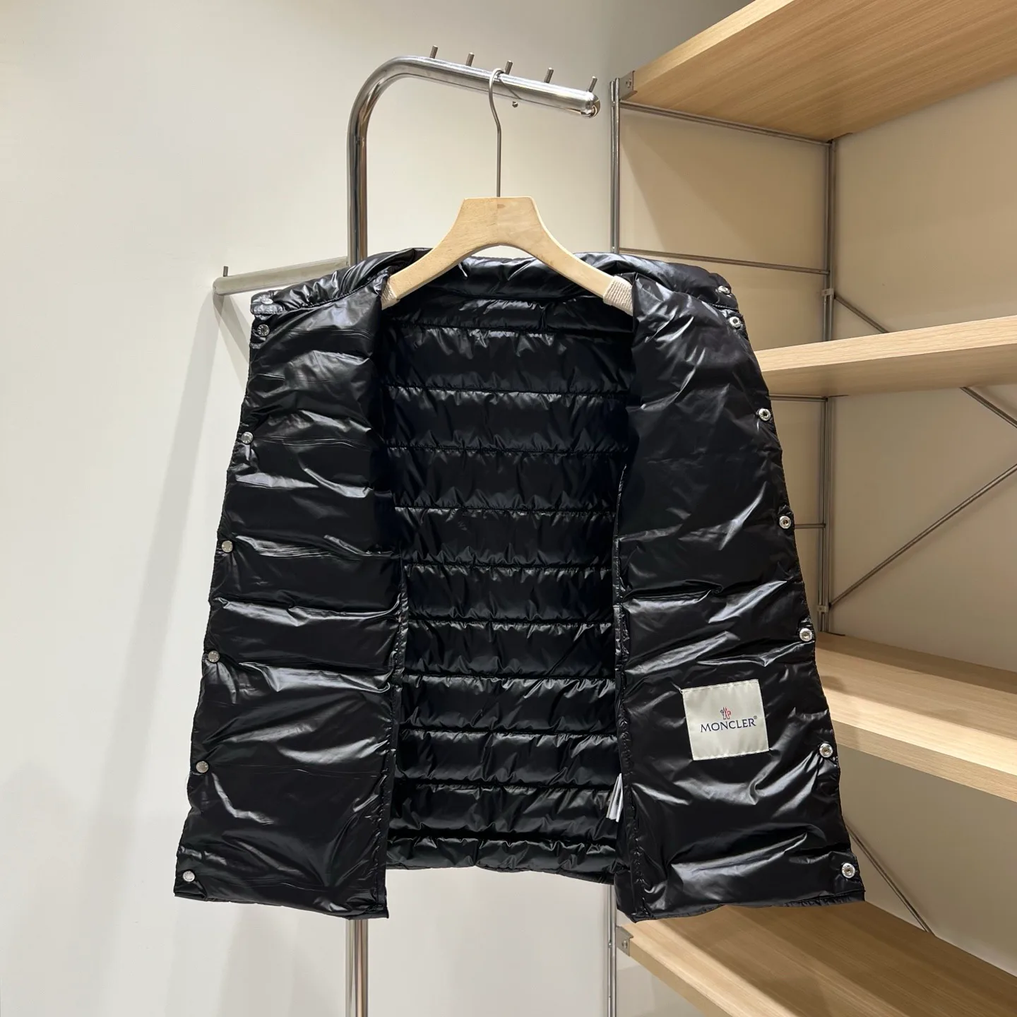 Жилеты Женские Moncler 18110910