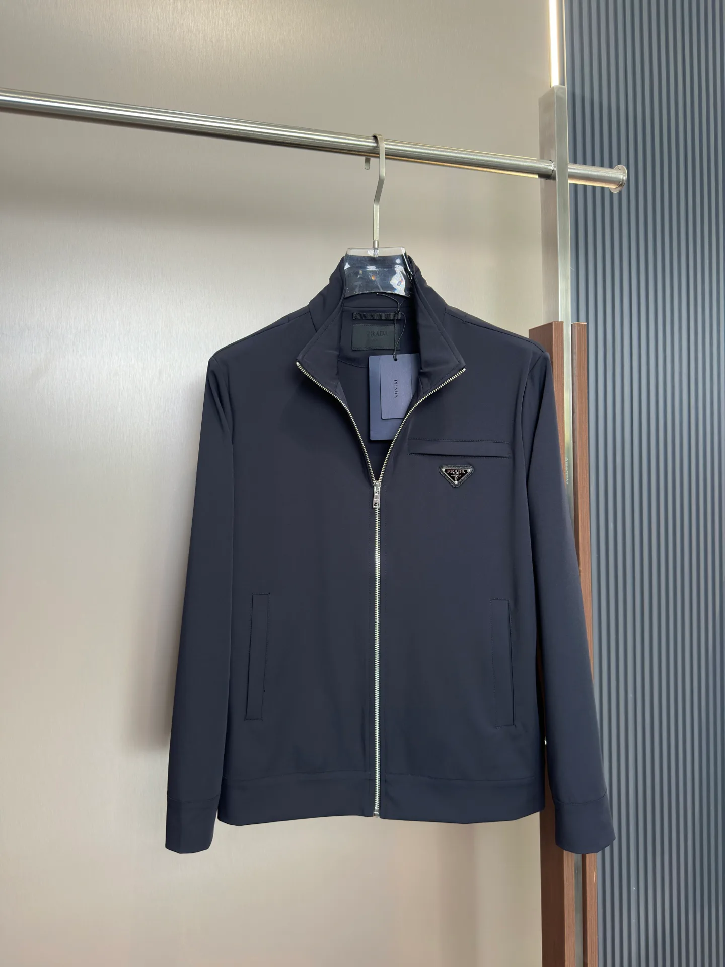Куртки И Пуховики Мужские Prada 12673467