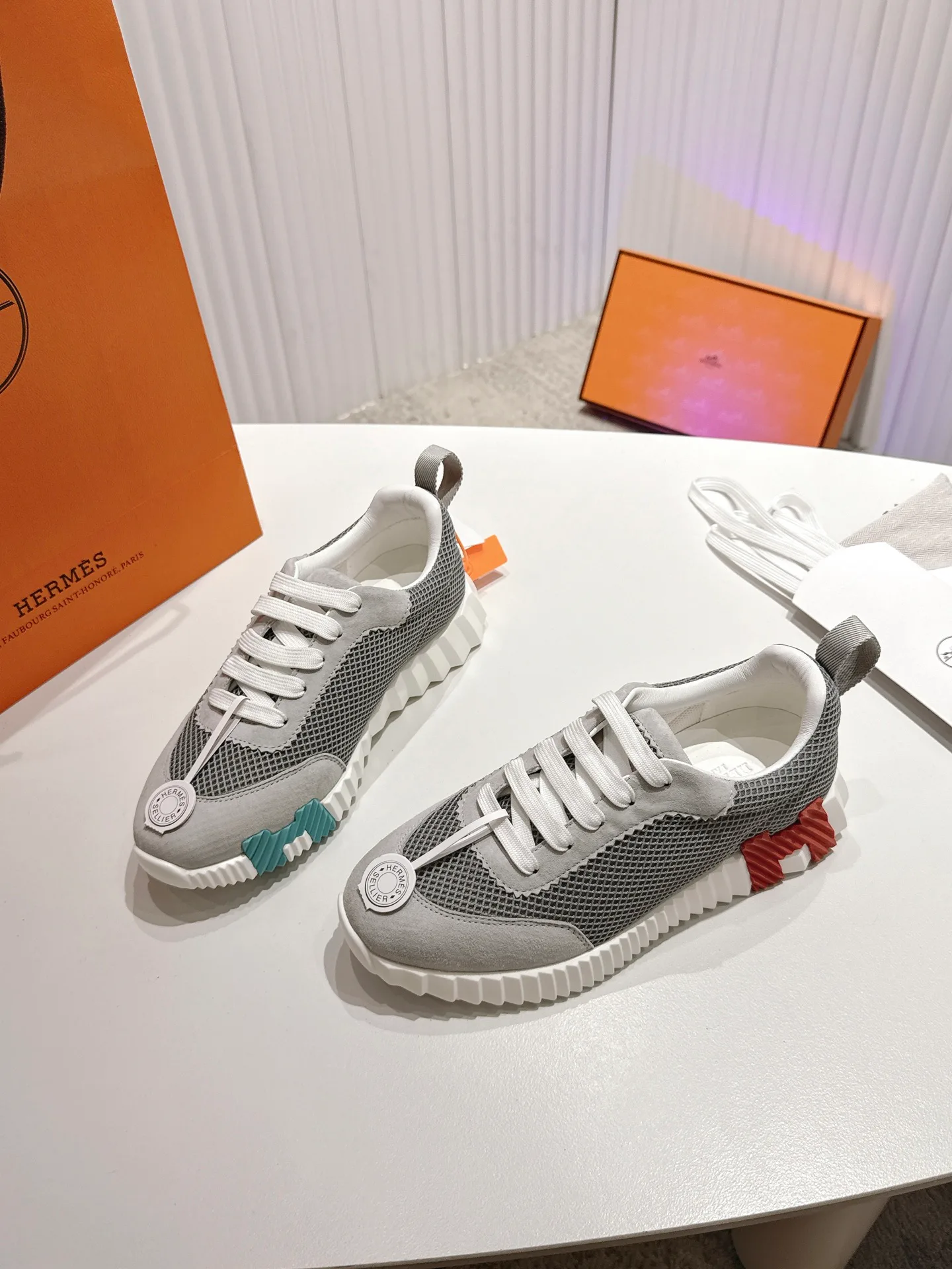 Кроссовки Женские Hermes 1744760