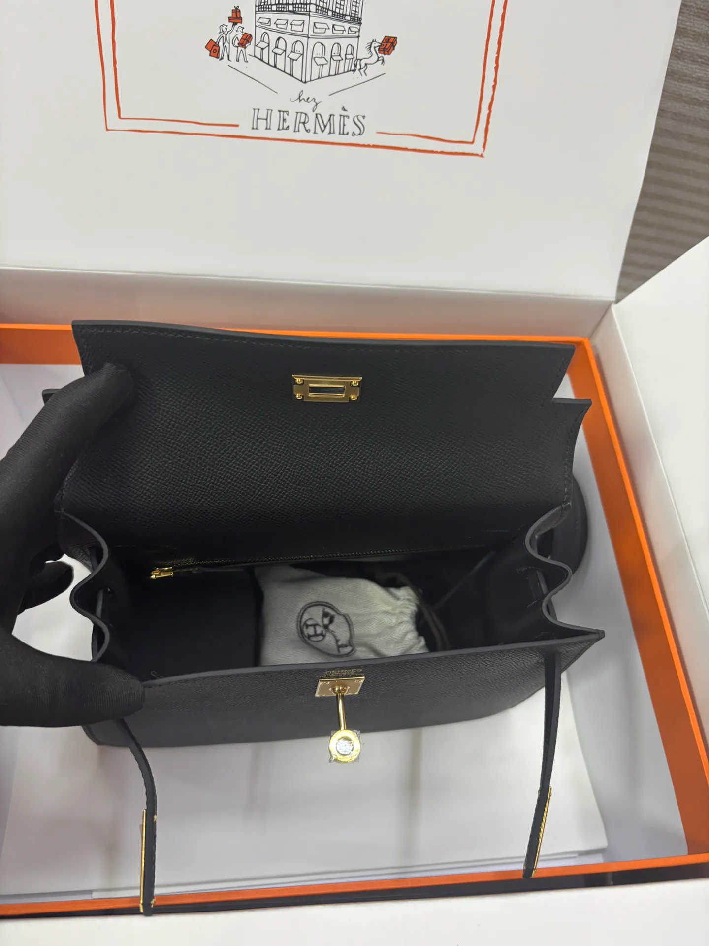 Классические Сумки Женские Hermes 10022929