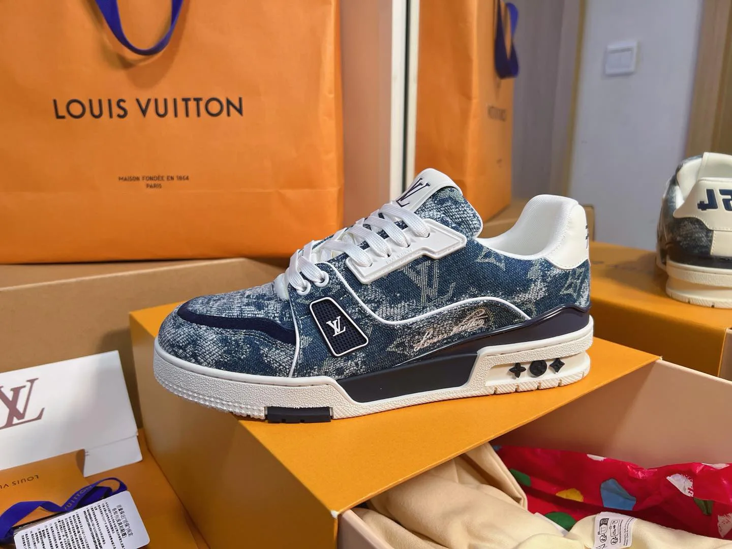 Кроссовки Женские Louis Vuitton 1880947