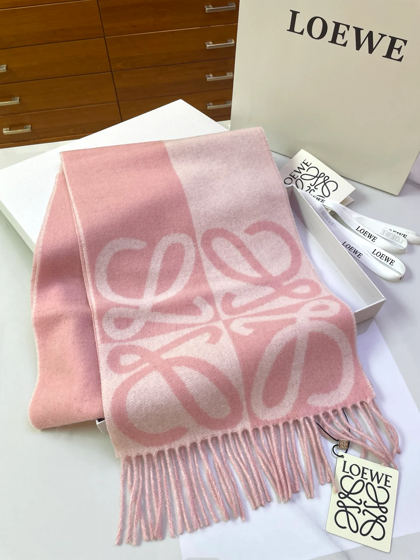 Шарфы Loewe 18039988