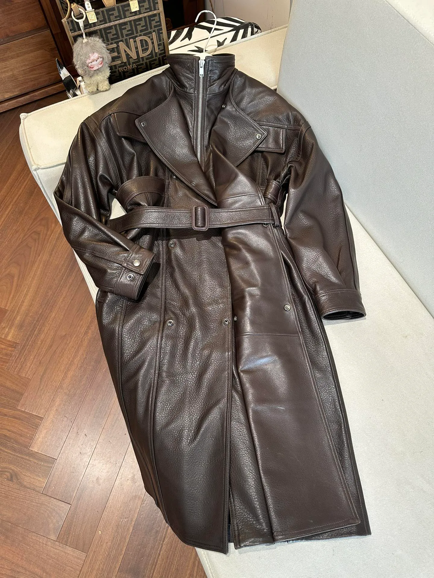 Кожаные Куртки И Дублёнки Женские Saint Laurent 697406