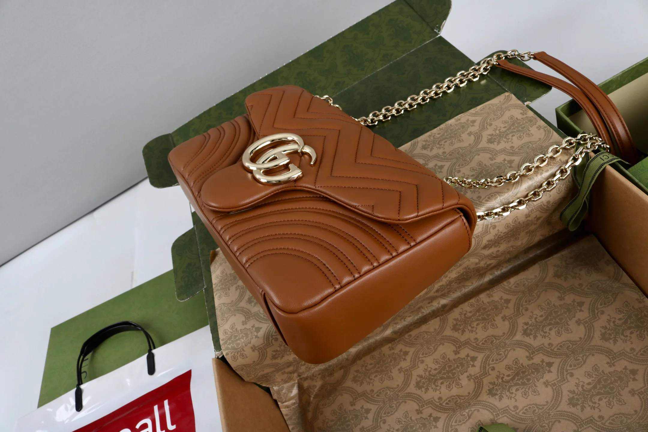 Классические Сумки Женские Gucci 18223244