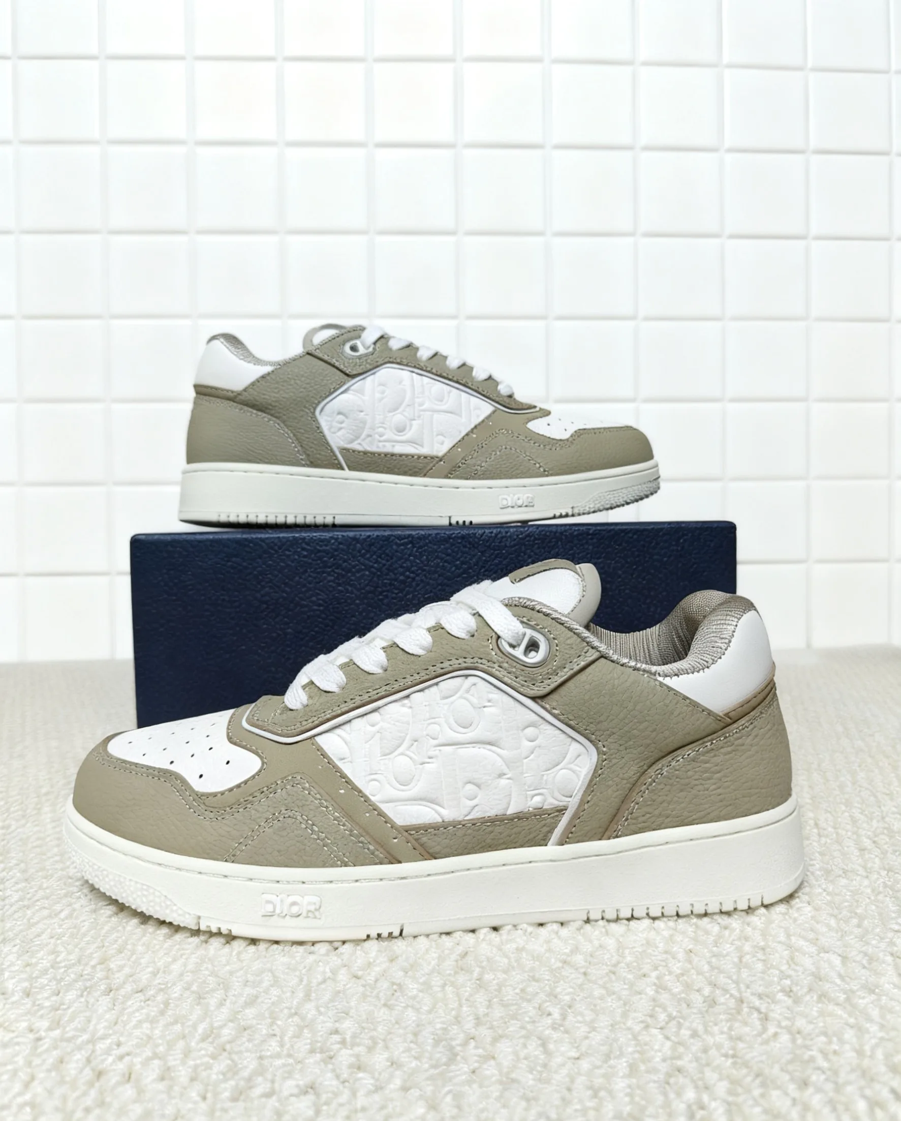 Кроссовки Женские Christian Dior 541370