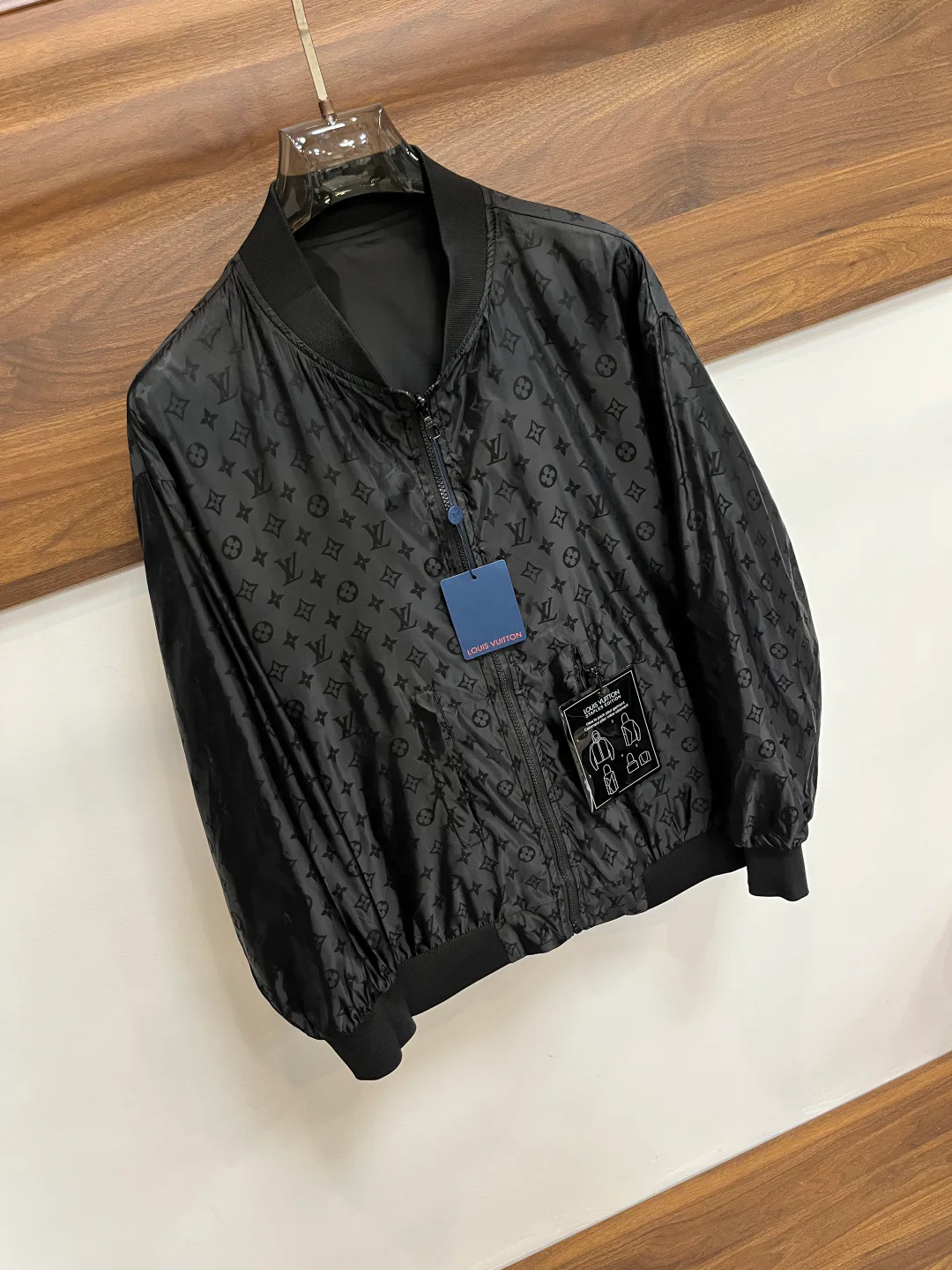 Куртки И Пуховики Мужские Louis Vuitton 11000522
