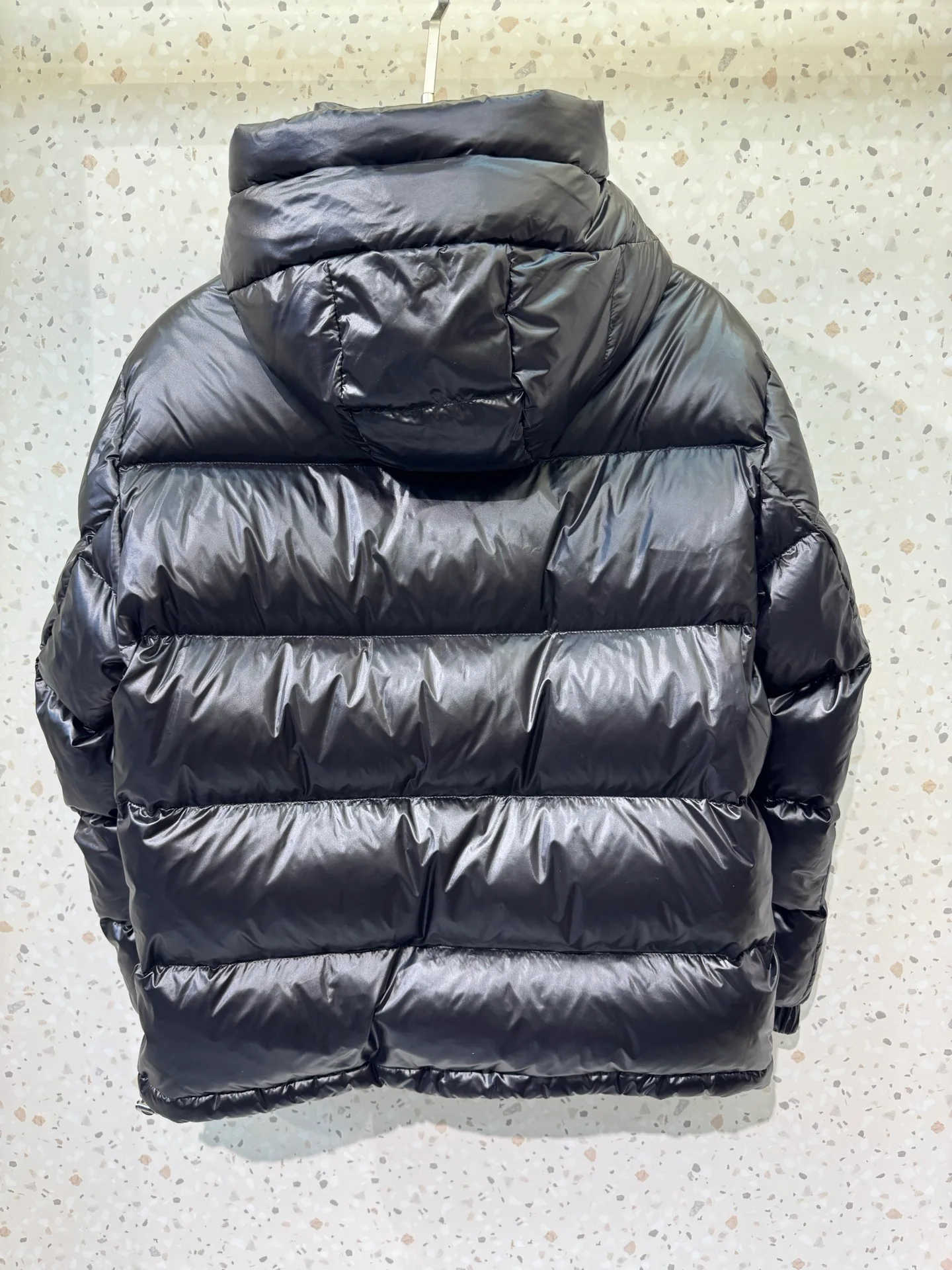 Куртки И Пуховики Мужские Valentino 433415