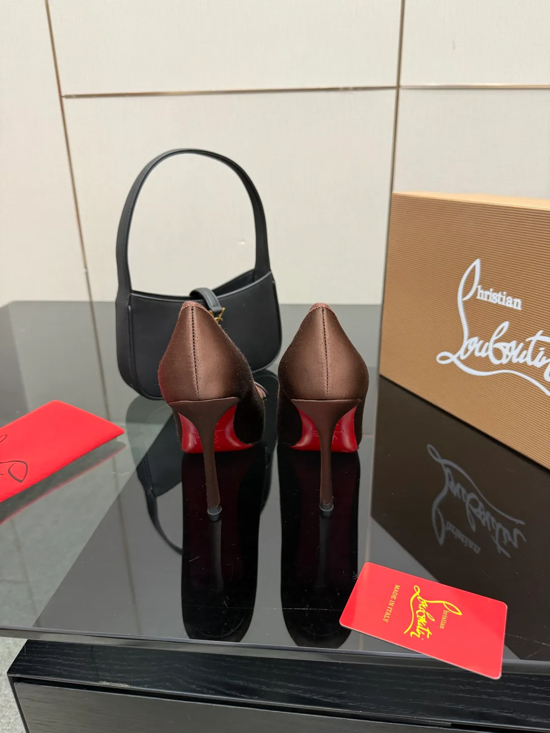 Туфли Женские Christian Louboutin 375038