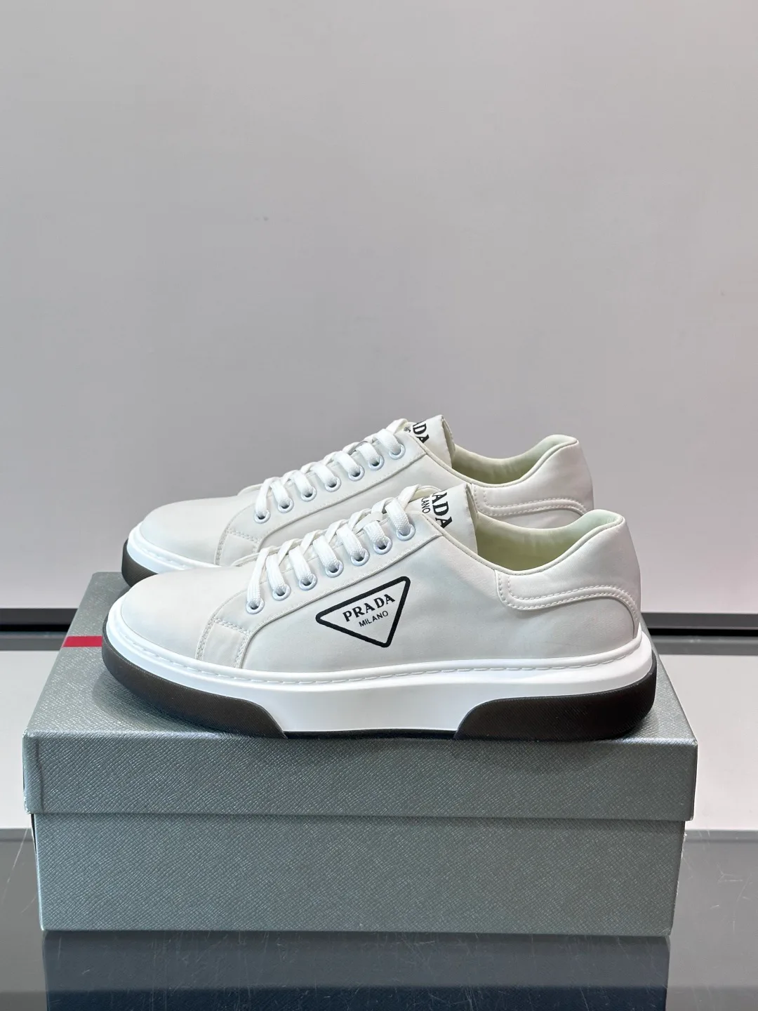 Кроссовки Мужские Prada 17913732
