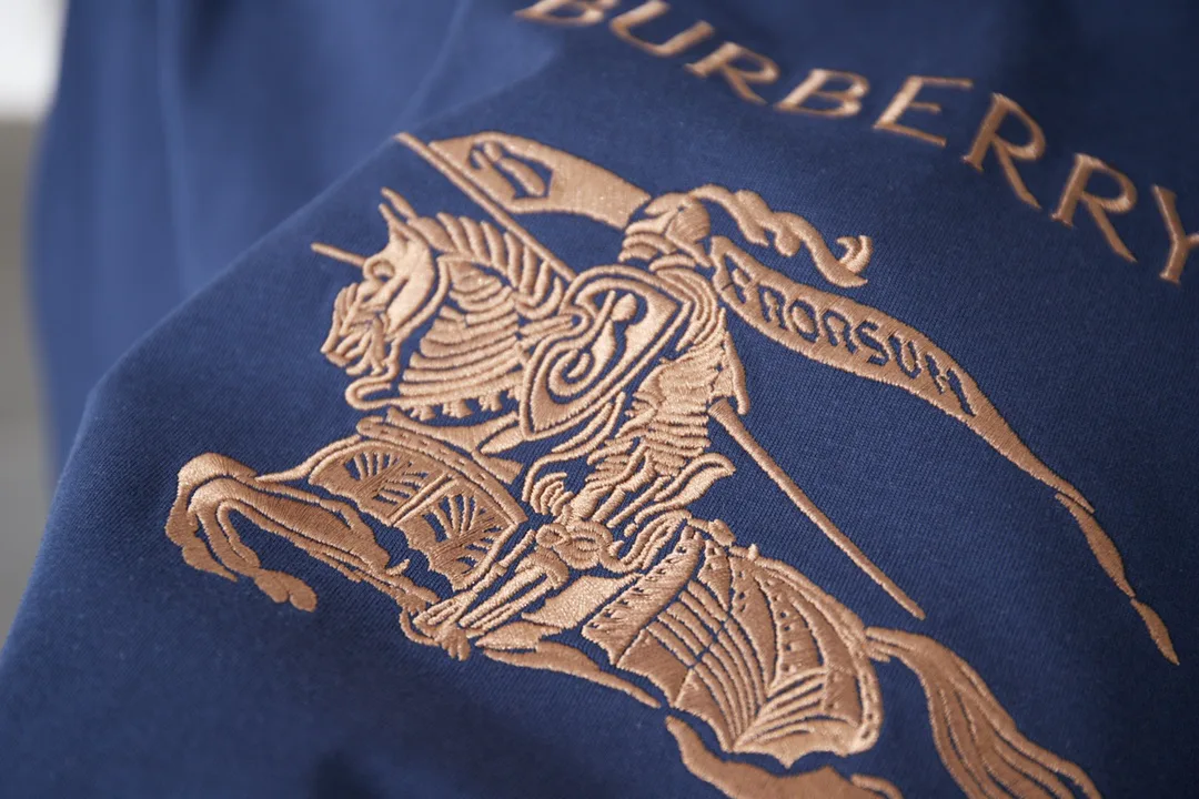 Футболки Женские Burberry 10937907