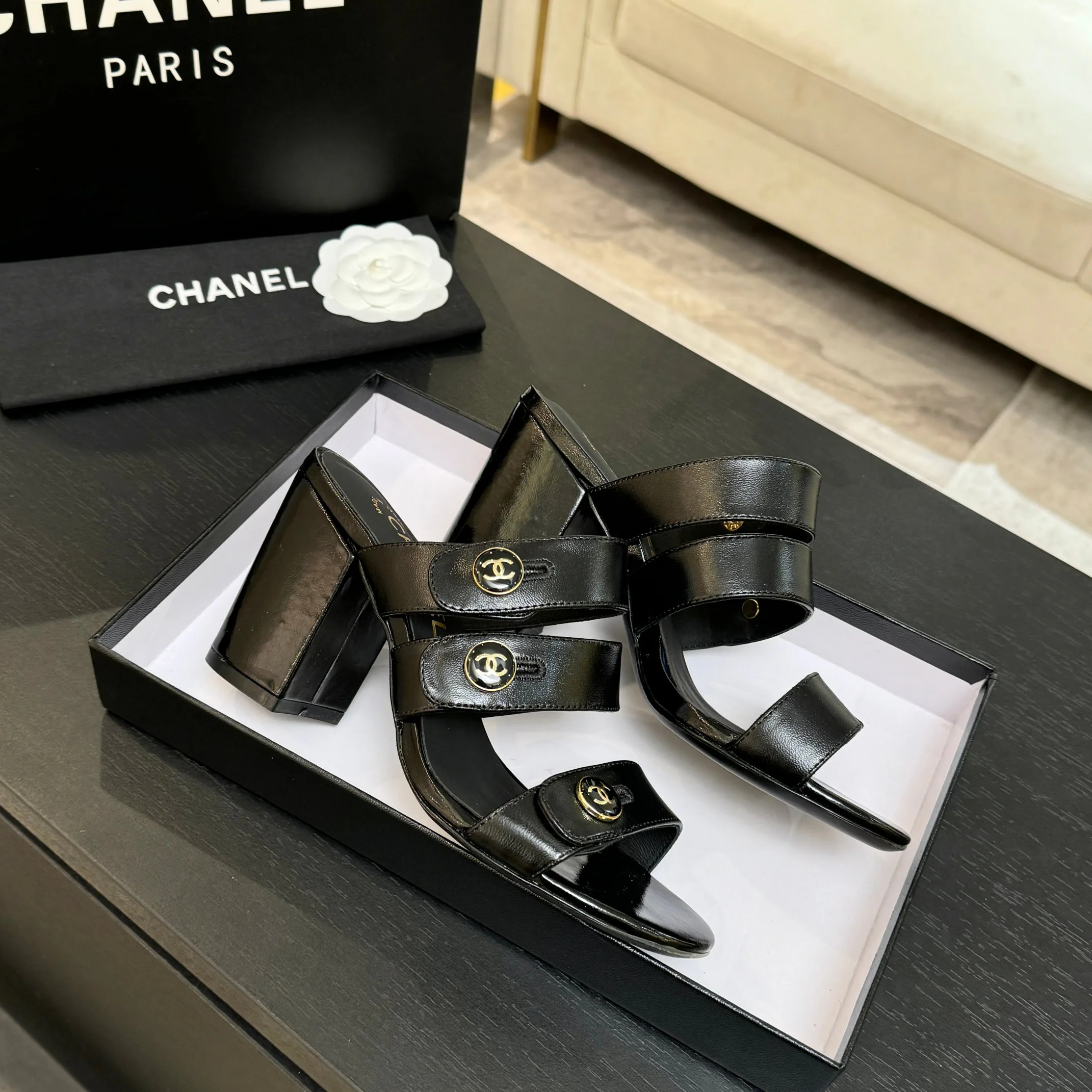 Сандалии Женские Chanel 10235861