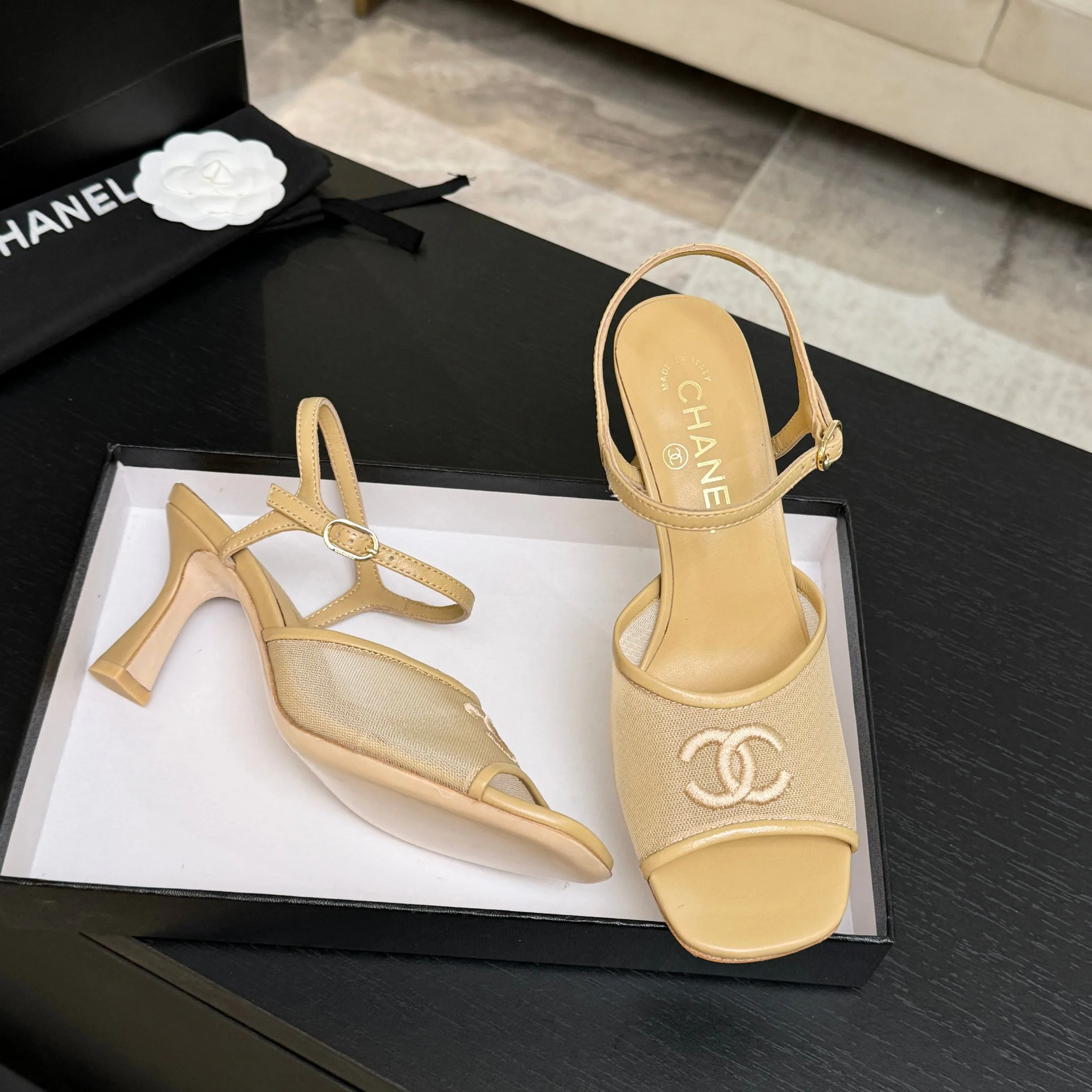 Босоножки Женские Chanel 17657697