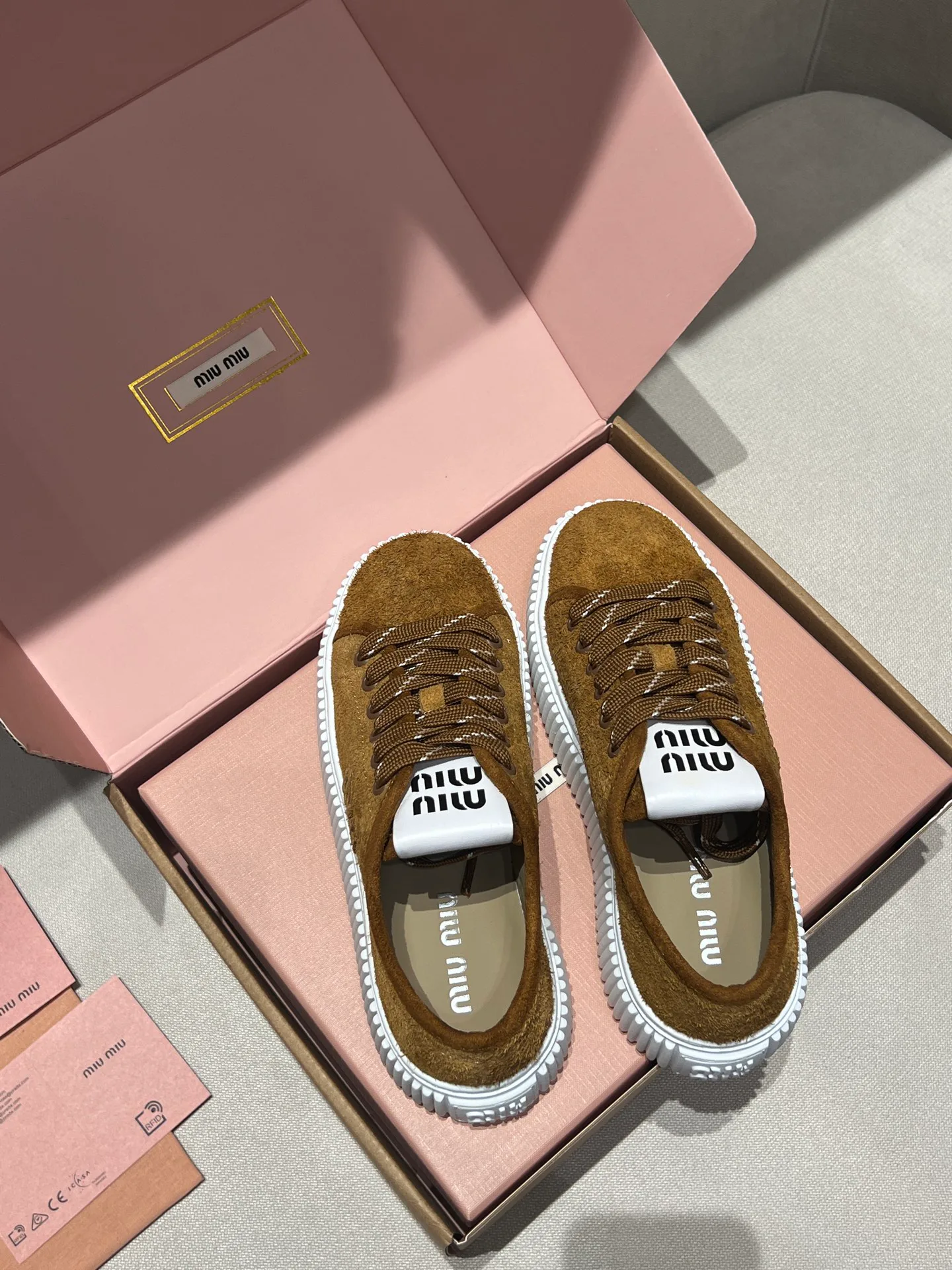 Кроссовки Женские Miu Miu 18020235