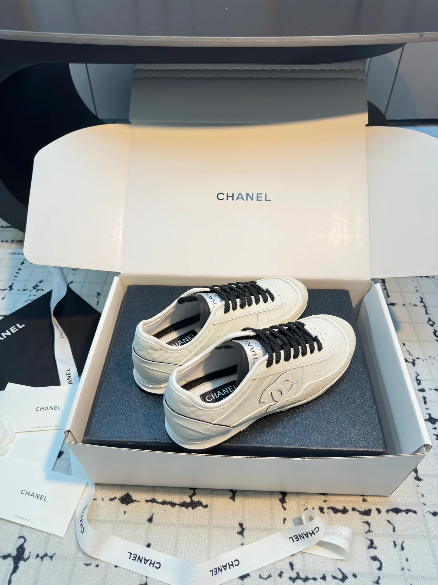 Кроссовки Женские Chanel 10468515