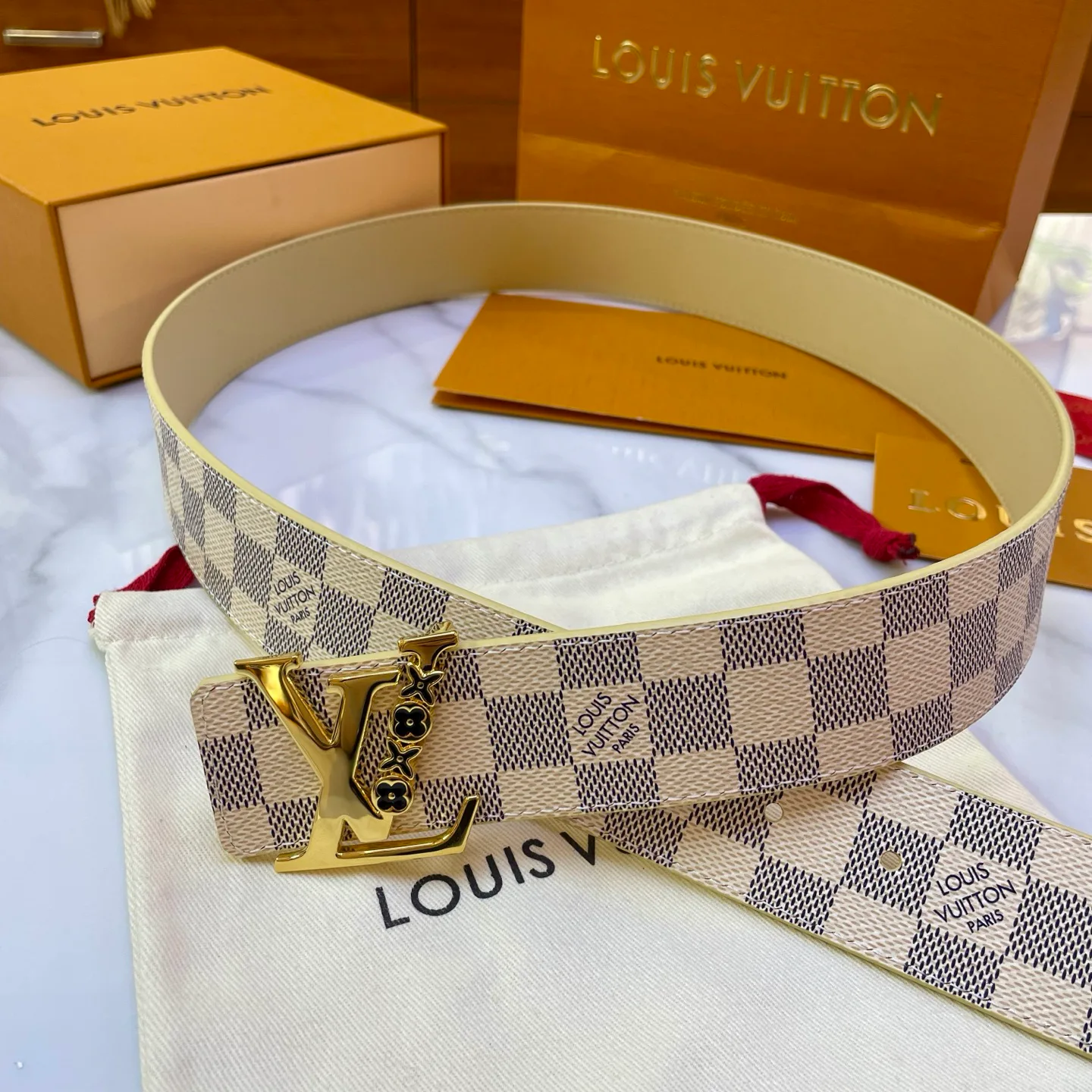 Ремни Louis Vuitton 11216329