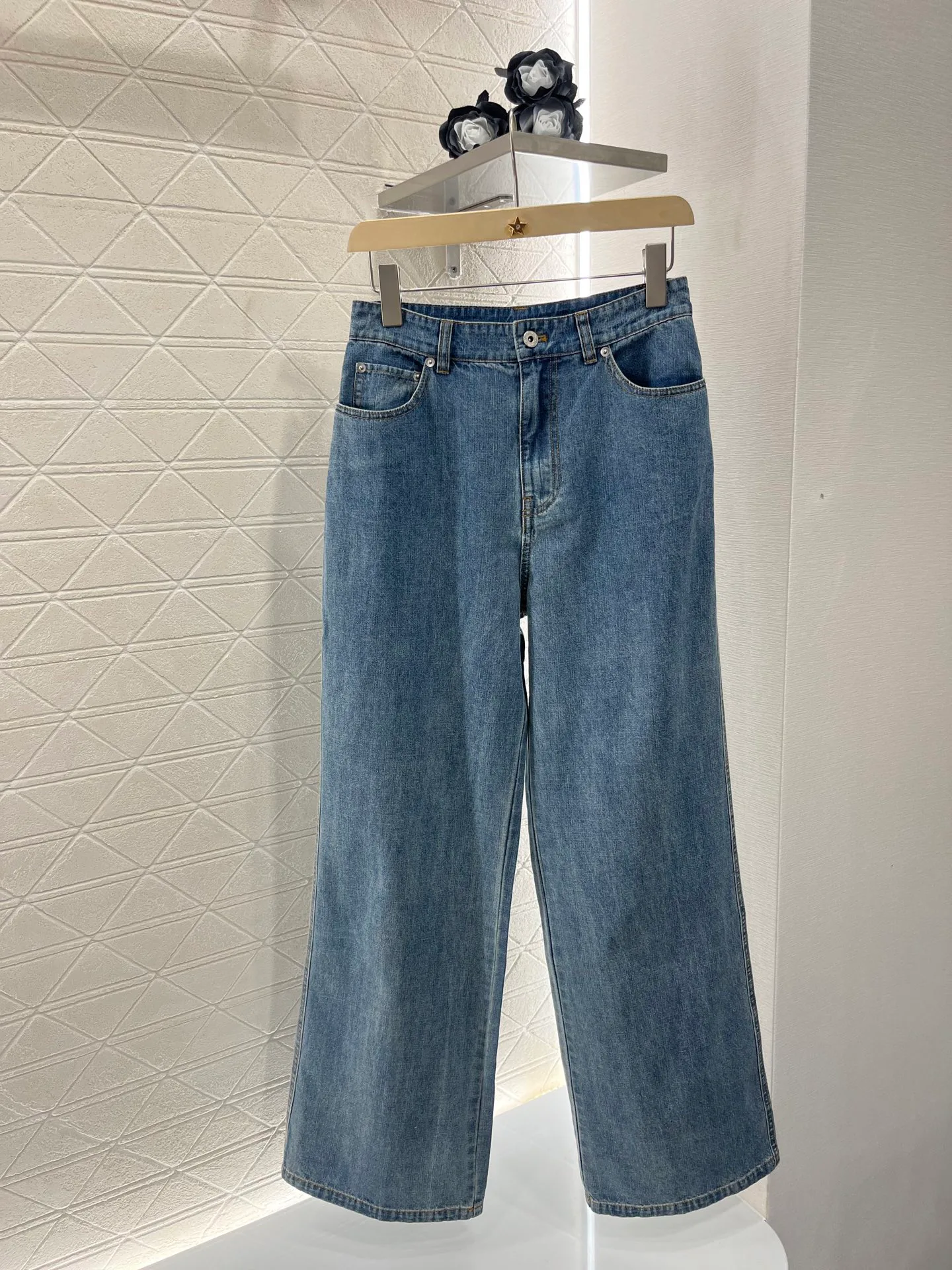 Джинсы Женские Miu Miu 33200