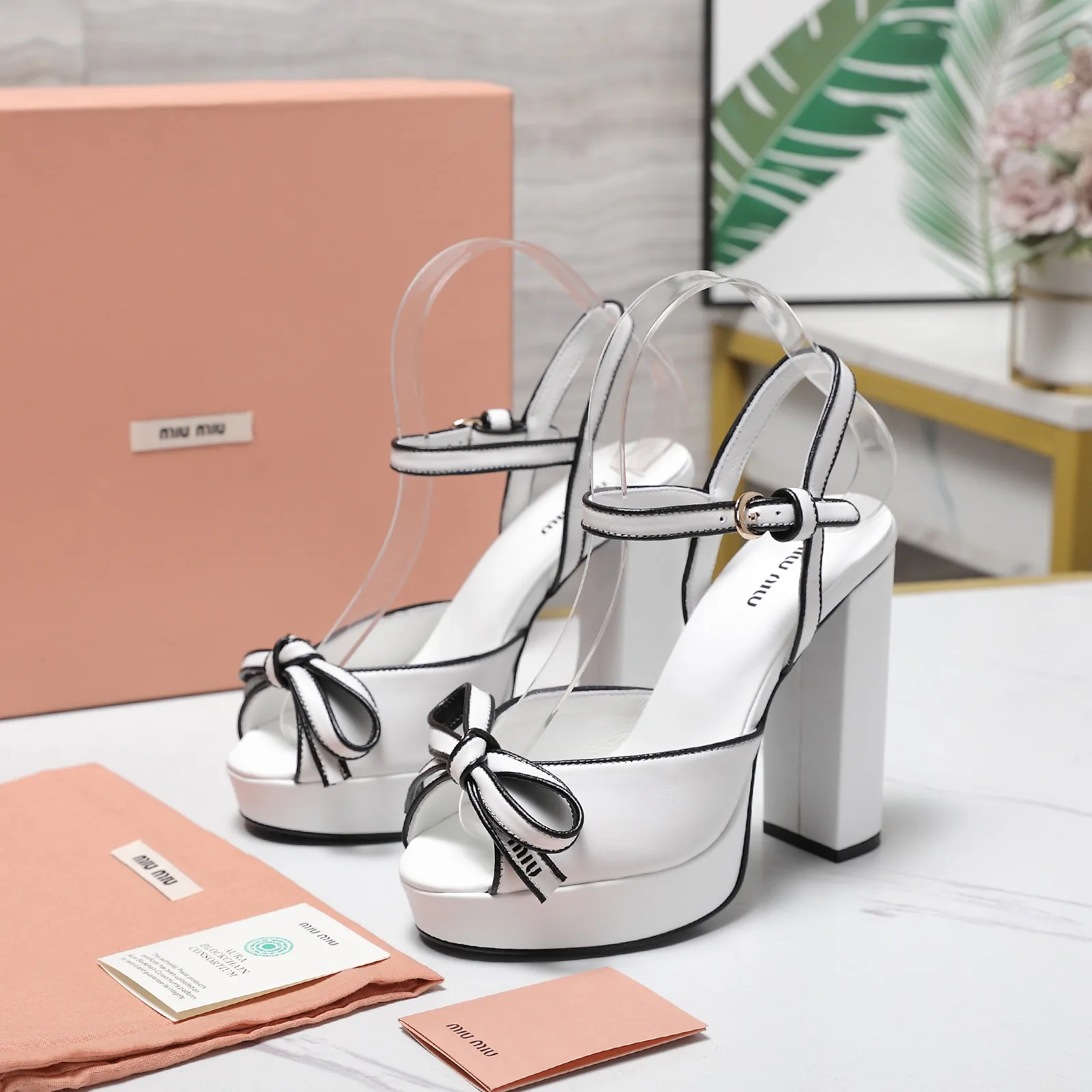 Босоножки Женские Miu Miu 11416339