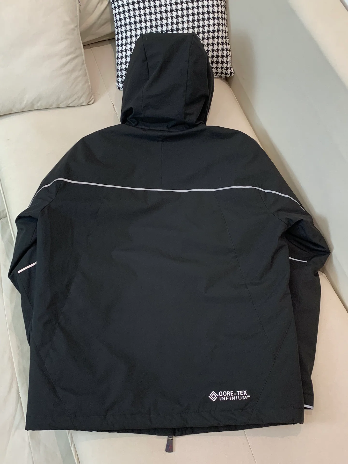 Куртки И Пуховики Мужские Moncler 492837