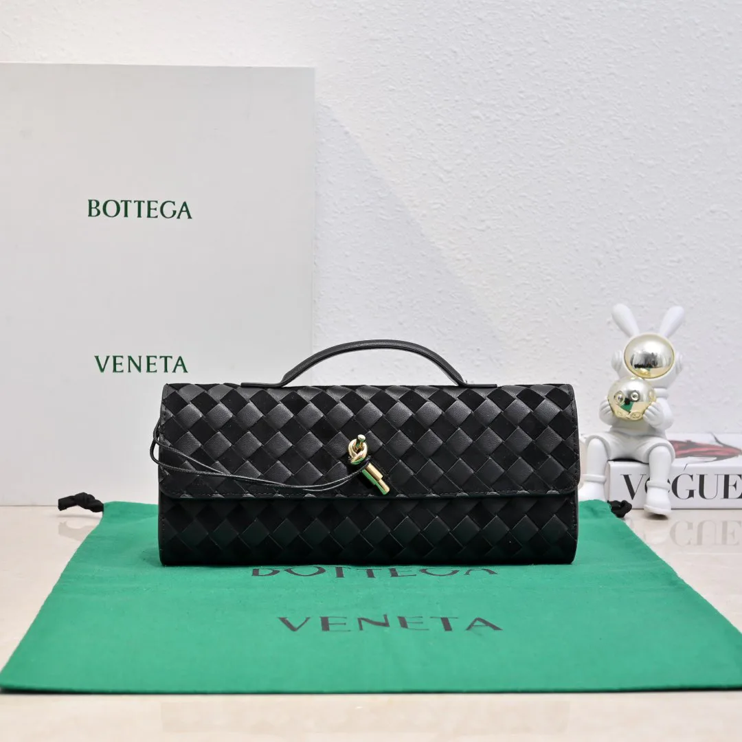 Клатчи Женские Bottega Veneta 18004860
