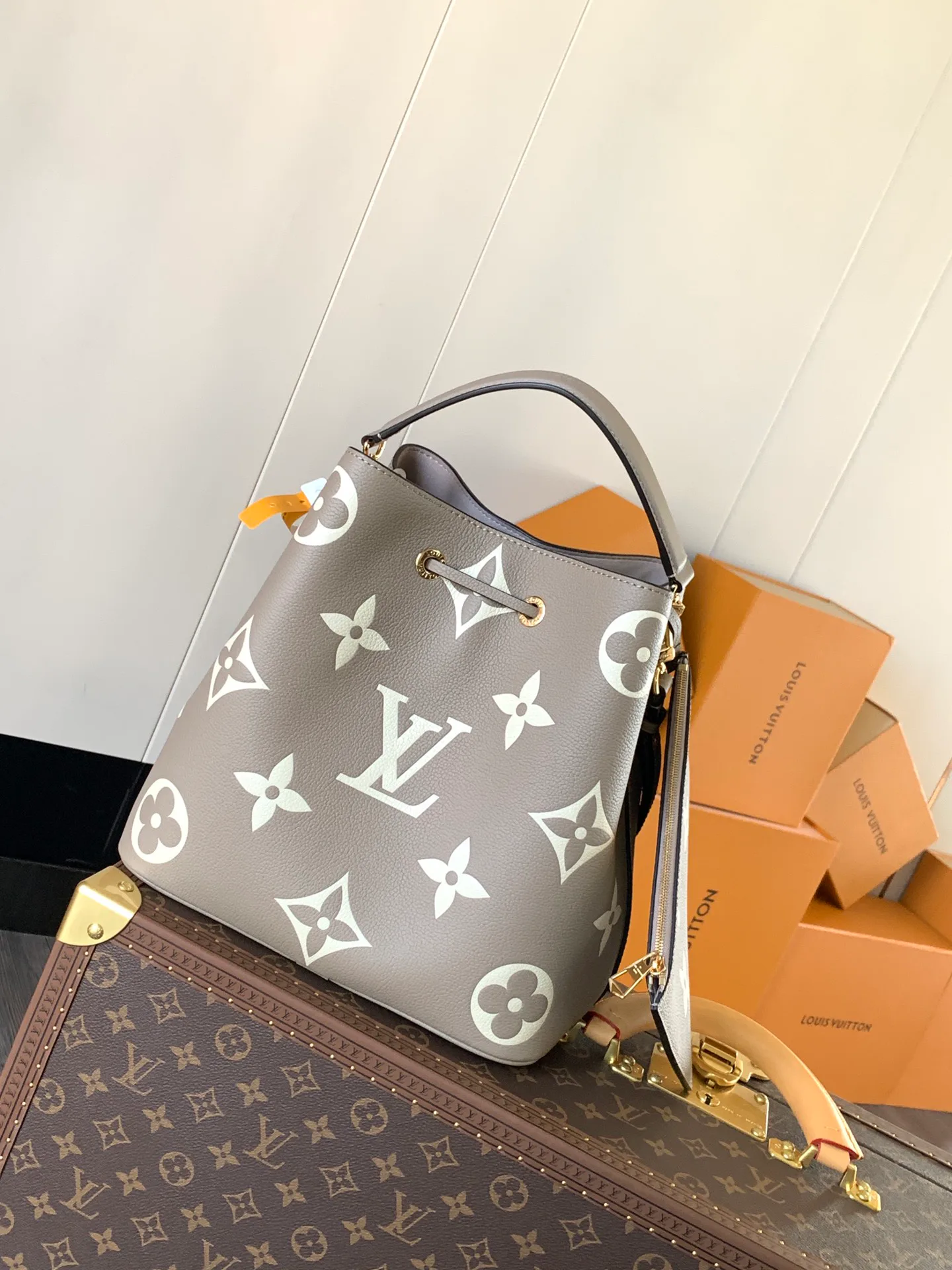 Сумки На Ремне Женские Louis Vuitton 546402