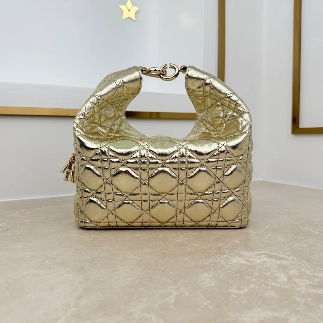 Классические Сумки Женские Christian Dior 18116278
