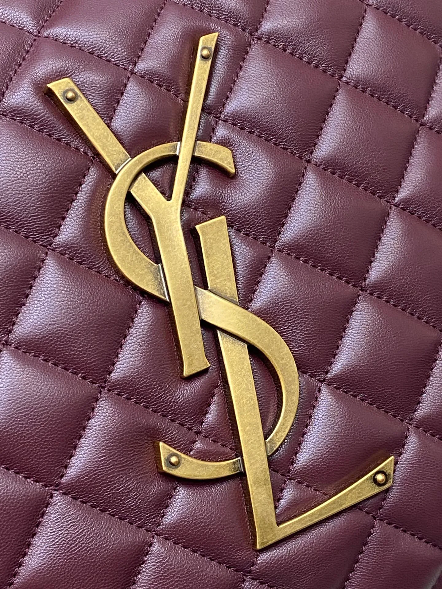 Клатчи Женские Saint Laurent 307947