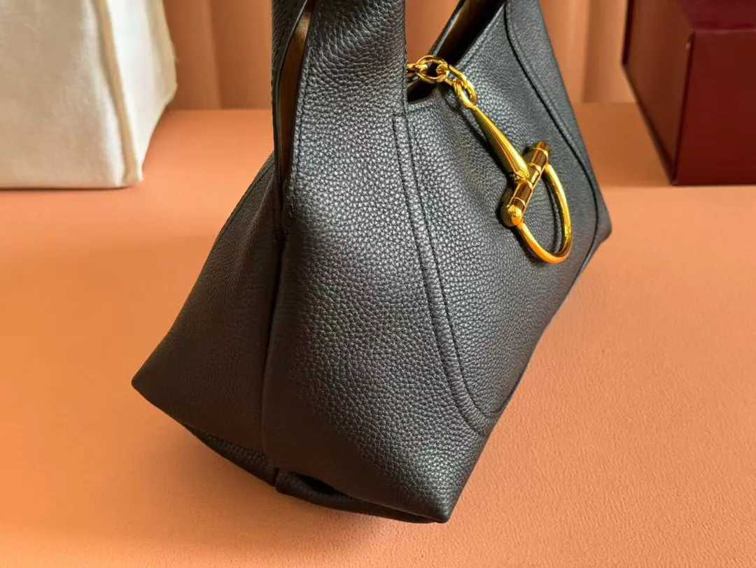Классические Сумки Женские Gucci 11668978