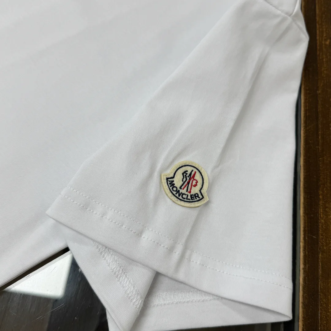 Футболки Женские Moncler 10620018