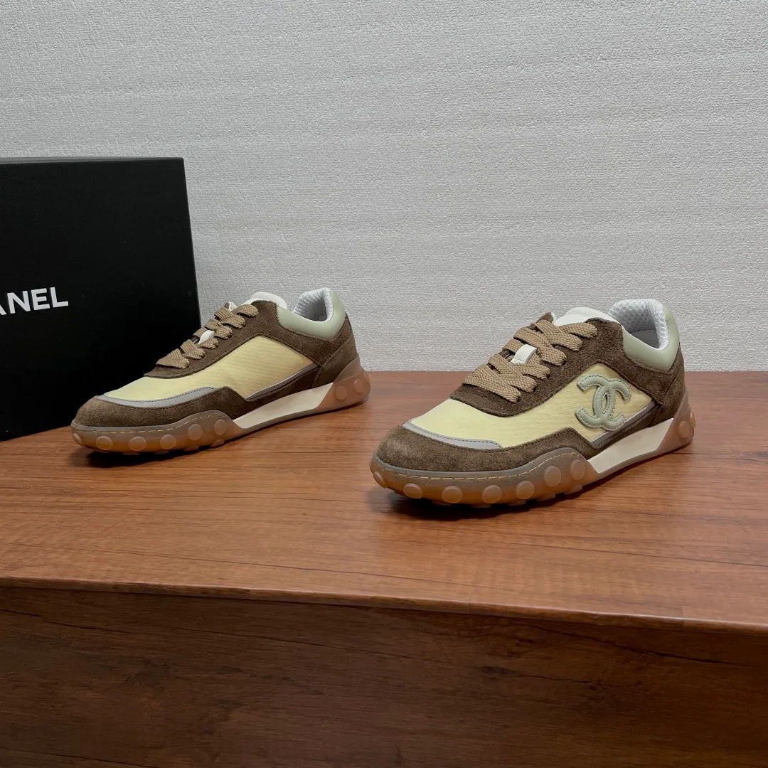 Кроссовки Женские Chanel 18000599