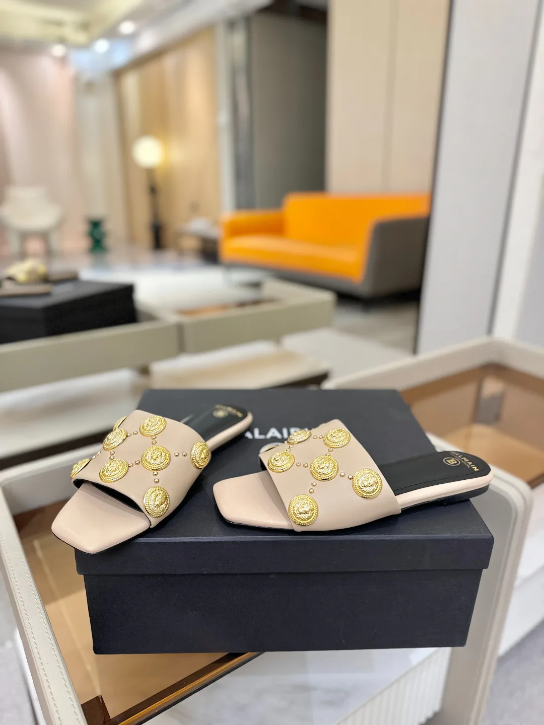 Шлепанцы Женские Balmain 841027