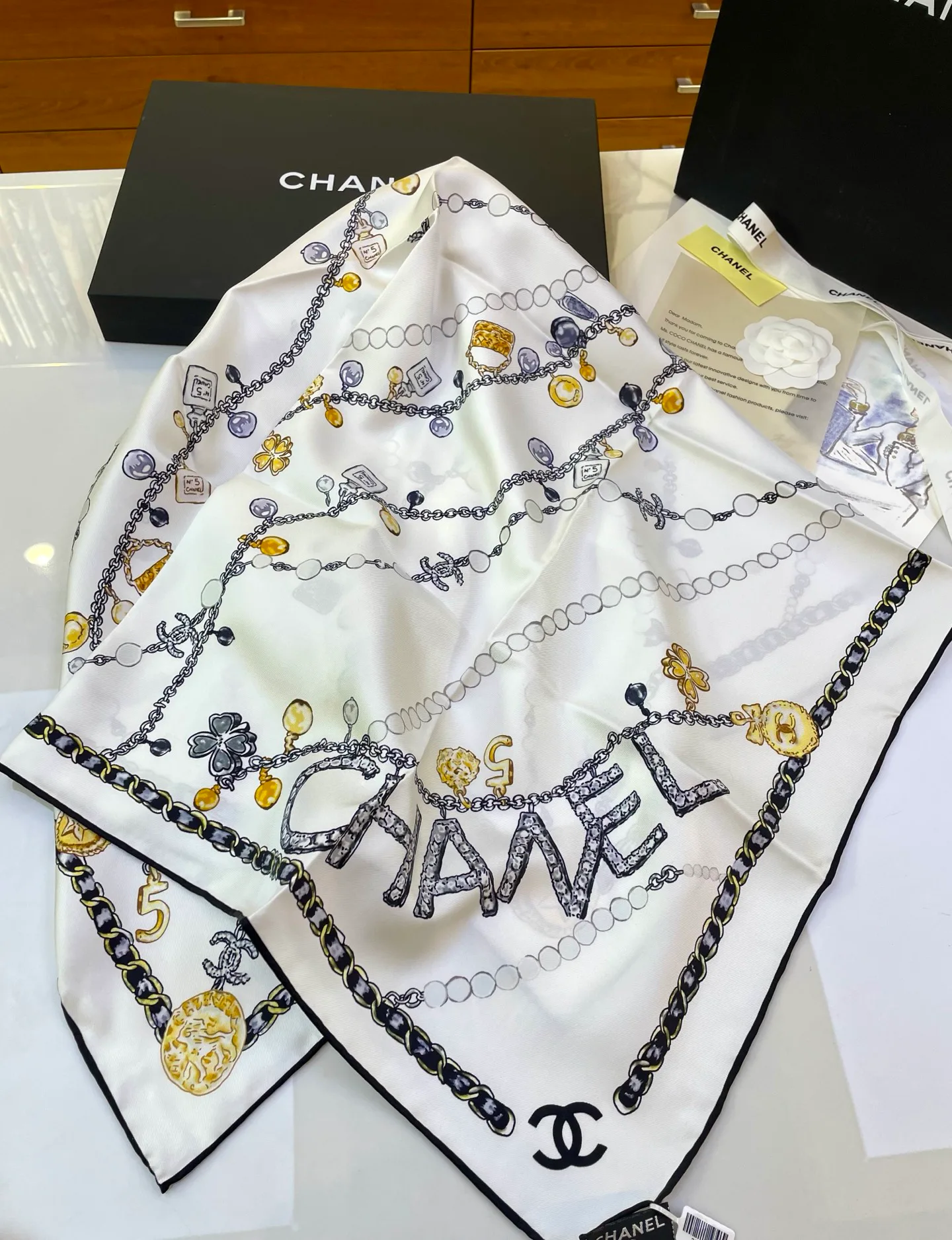 Платки Chanel 1548850