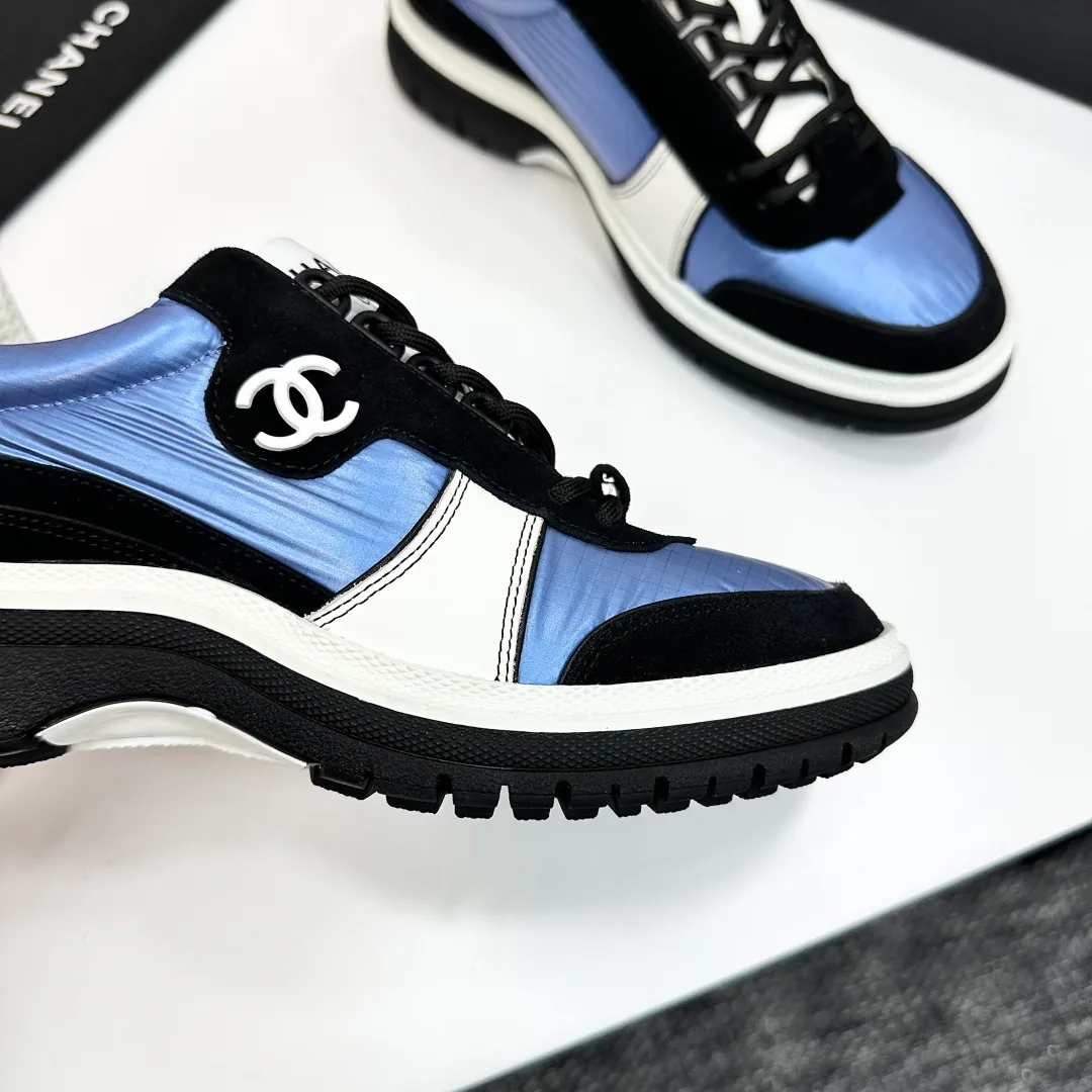 Кроссовки Женские Chanel 30107