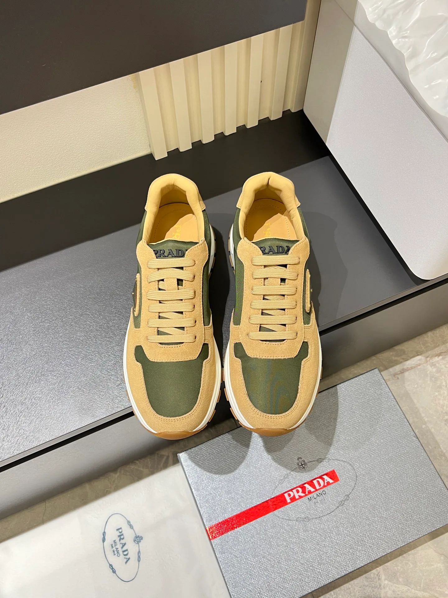 Кроссовки Мужские Prada 10273066