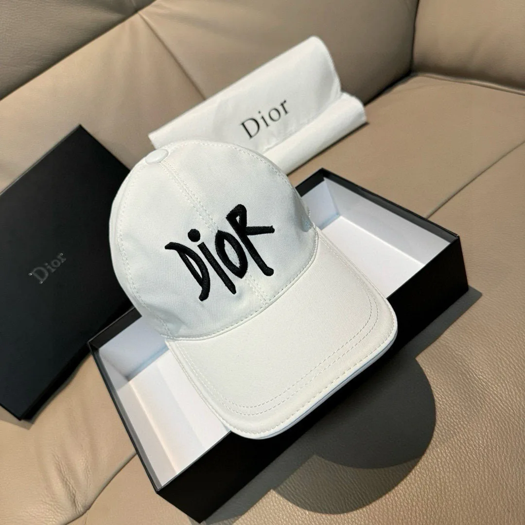 Головные Уборы Christian Dior 11362283