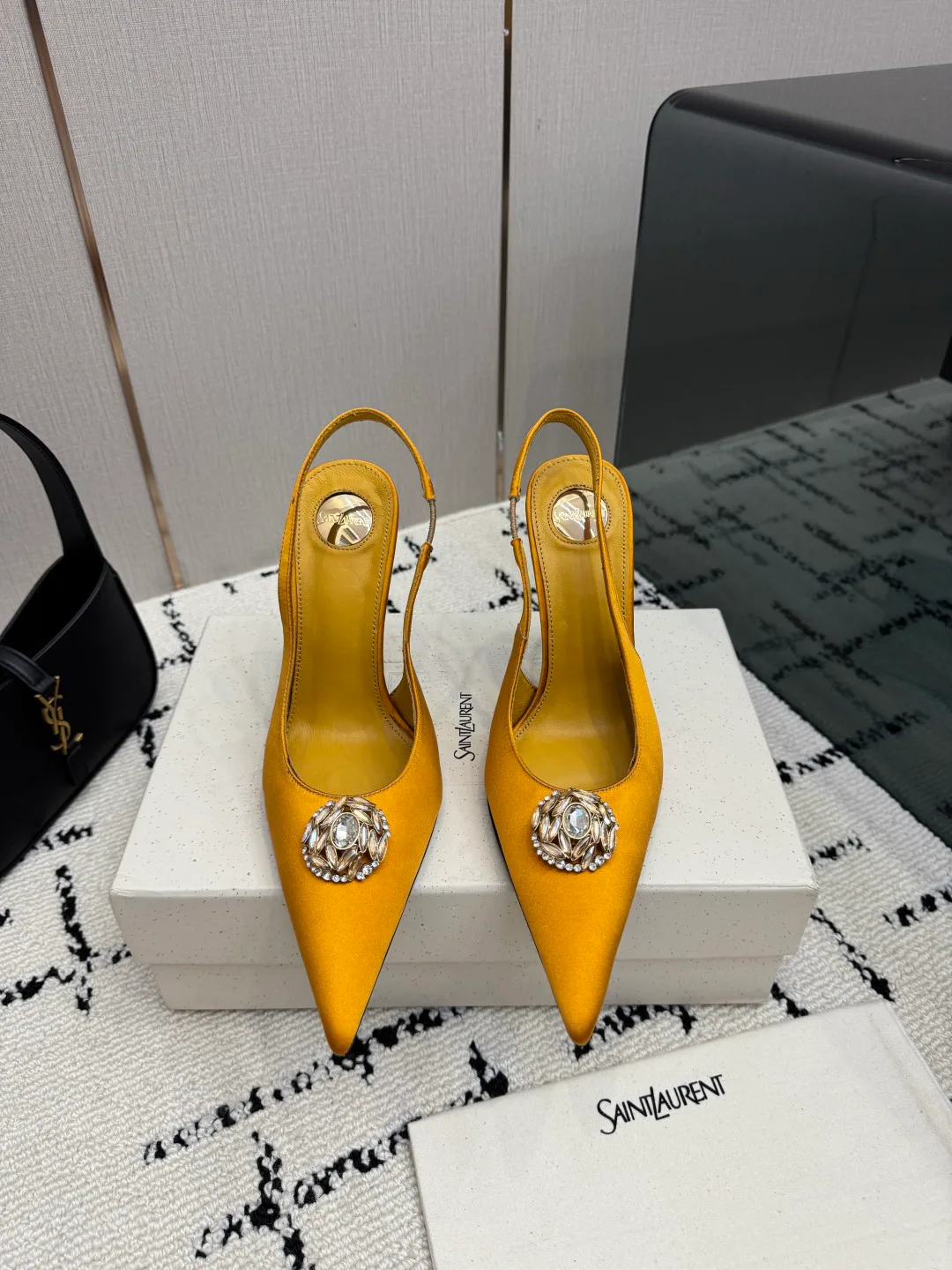 Туфли Женские Saint Laurent 18237800