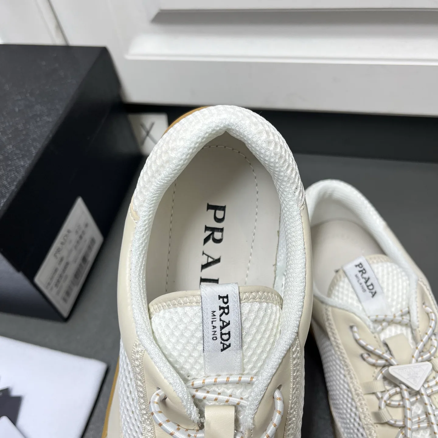 Кроссовки Мужские Prada 13216339