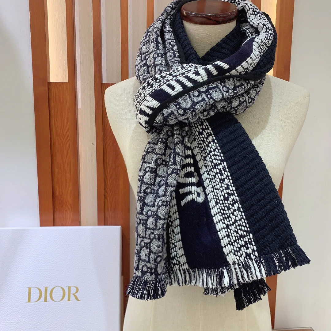 Шарфы Christian Dior 18595741